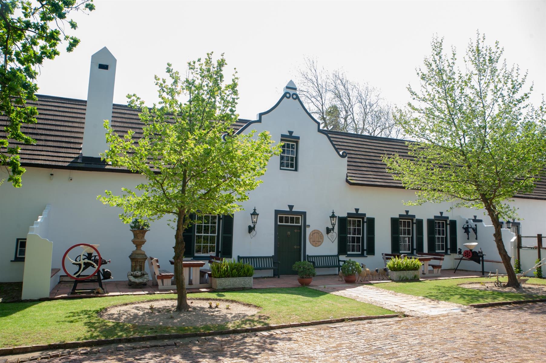 Premier Boutique Hotel, BandB and Farm For Sale in Paarl in the Cape Winelands near Cape Town
