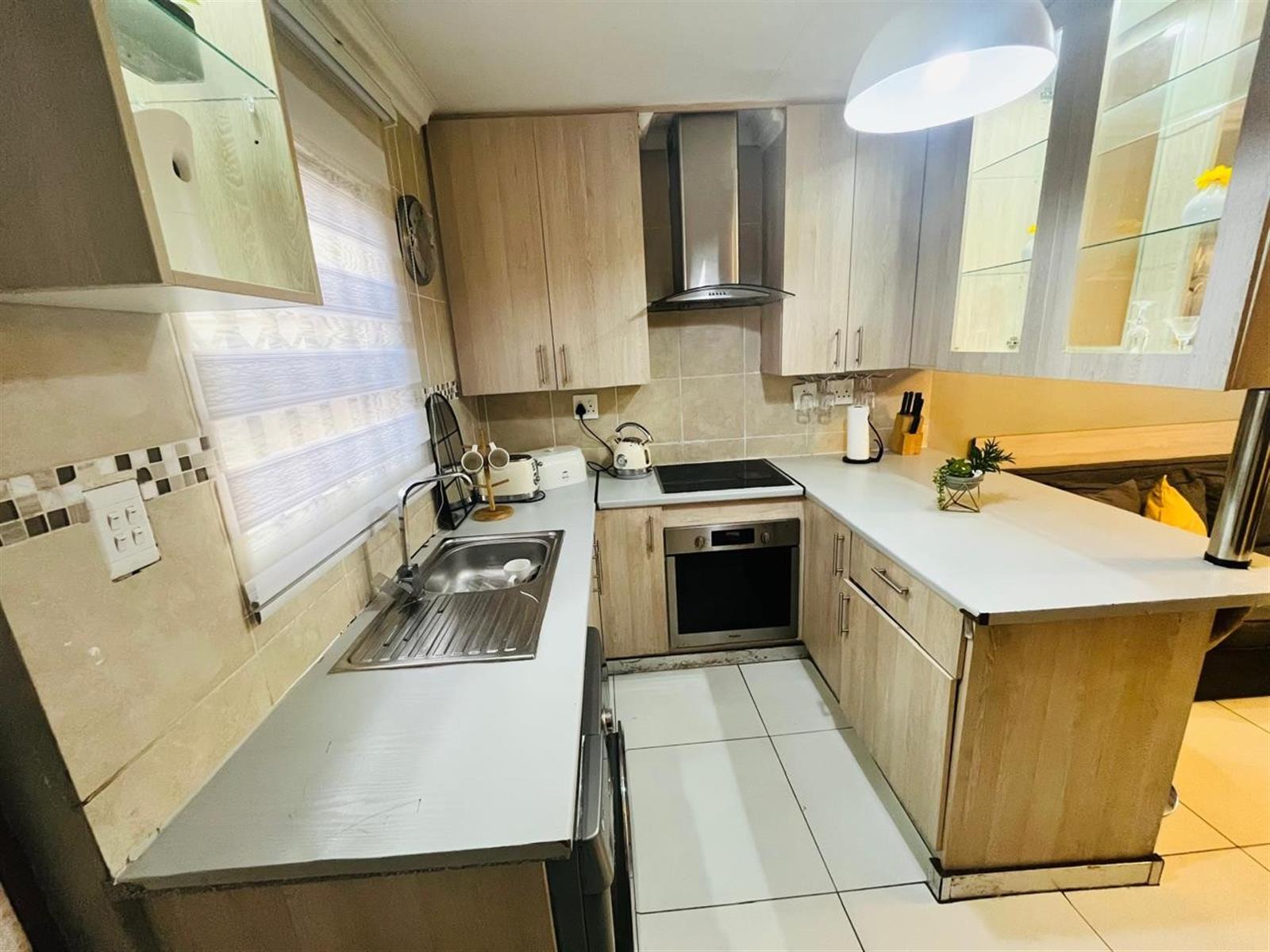 3 Bedroom House For Sale in Chantelle, Akasia