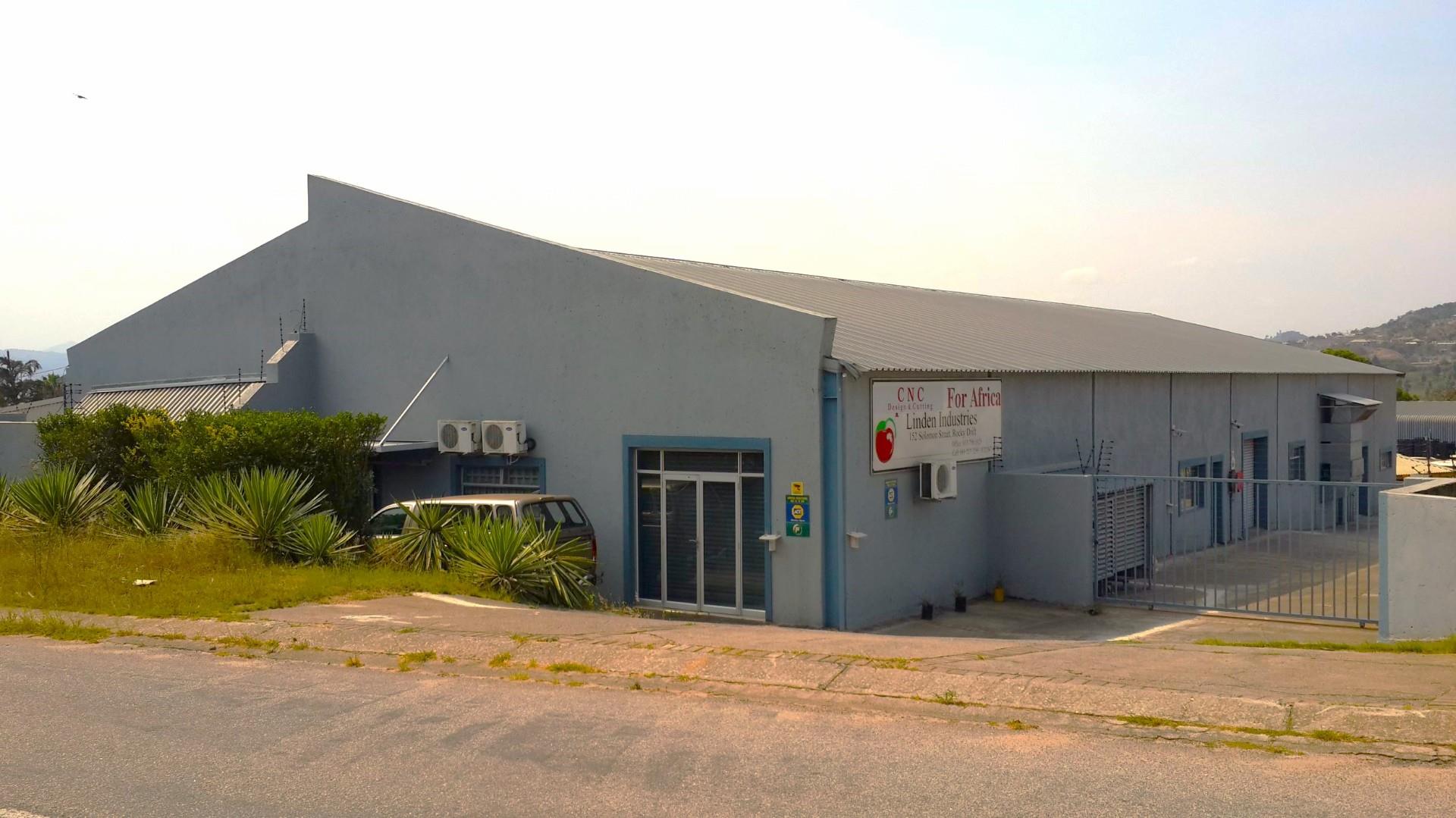 Business premises For Sale in Rocky Drift, 900m, White River, Option to buy Business too...