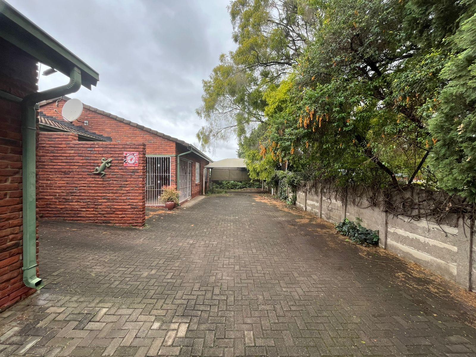 Townhouse For Sale in Newcastle, KwaZulu Natal