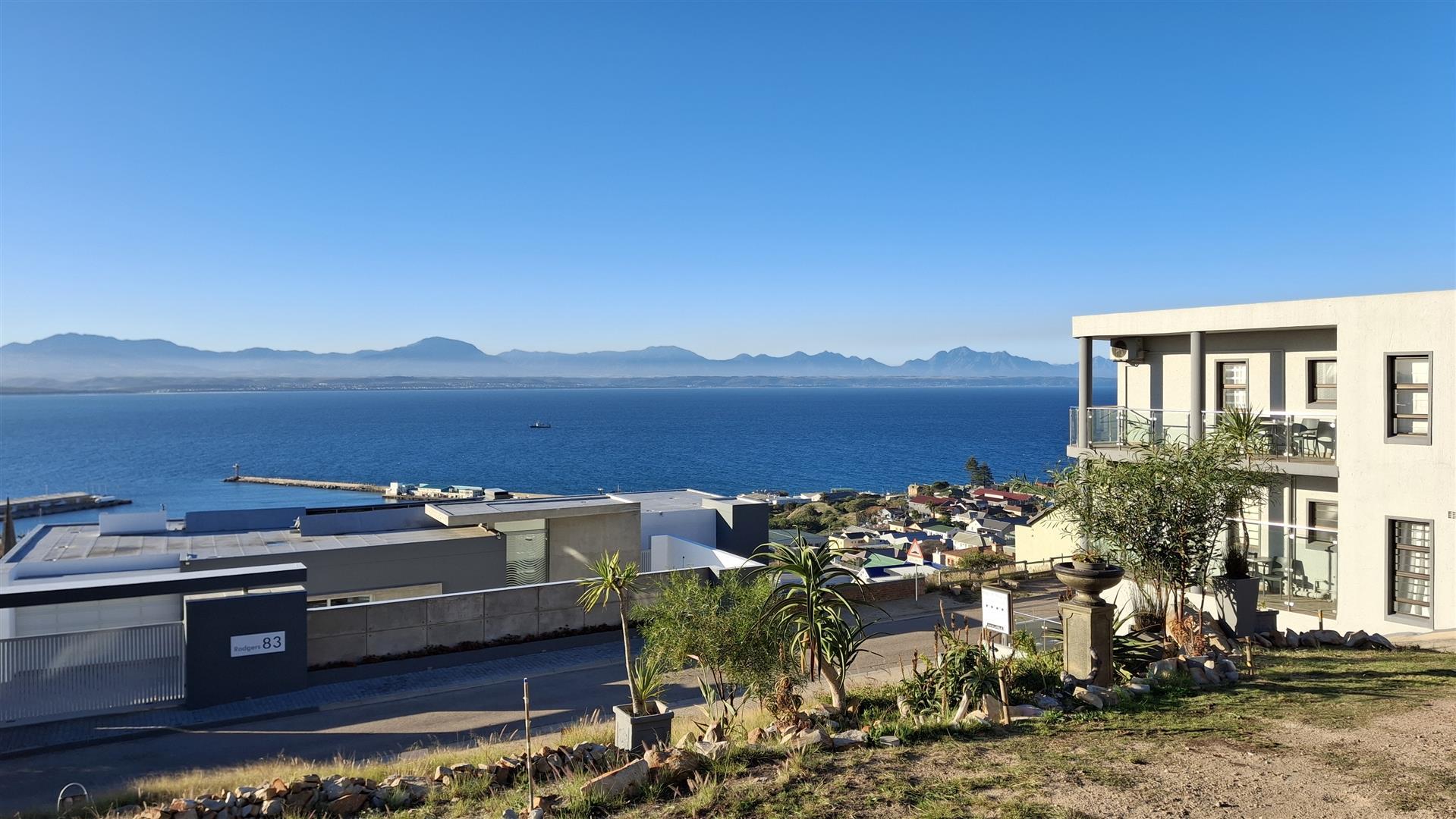 Vacant Stand with Panoramic Views in Mossel Bay