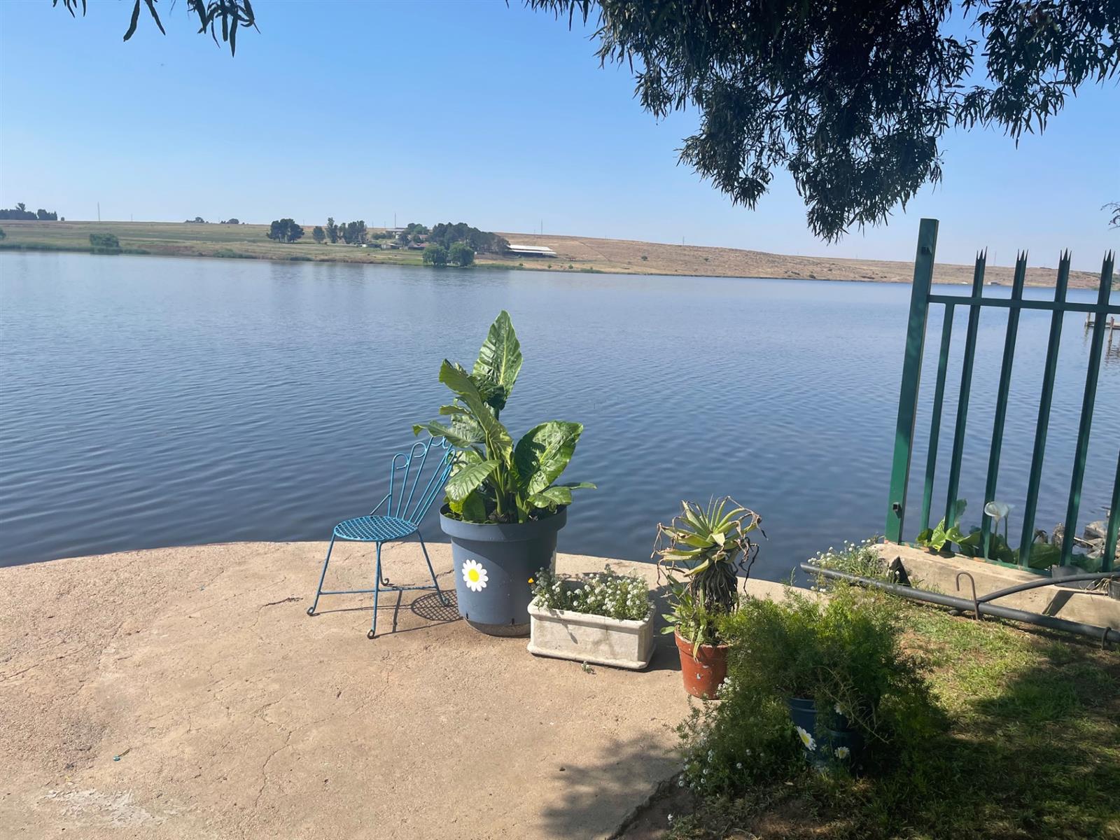 Holiday or Retirement Home in Ruitspruit Dam
