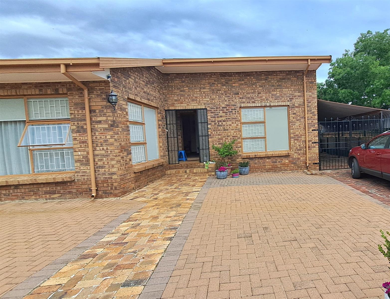 3 Bedroom Townhouse For Sale in Parys