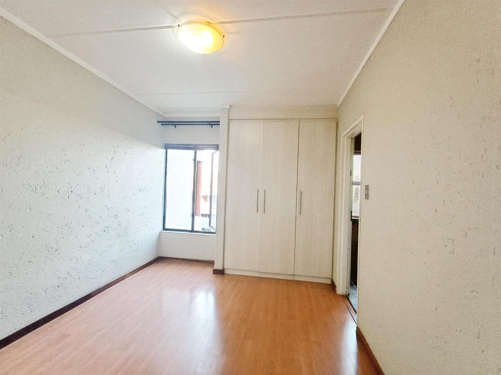 Modern 1 Bedroom Apartment in Morninghill, Bedfordview | Perfect Starter Home or Investment
