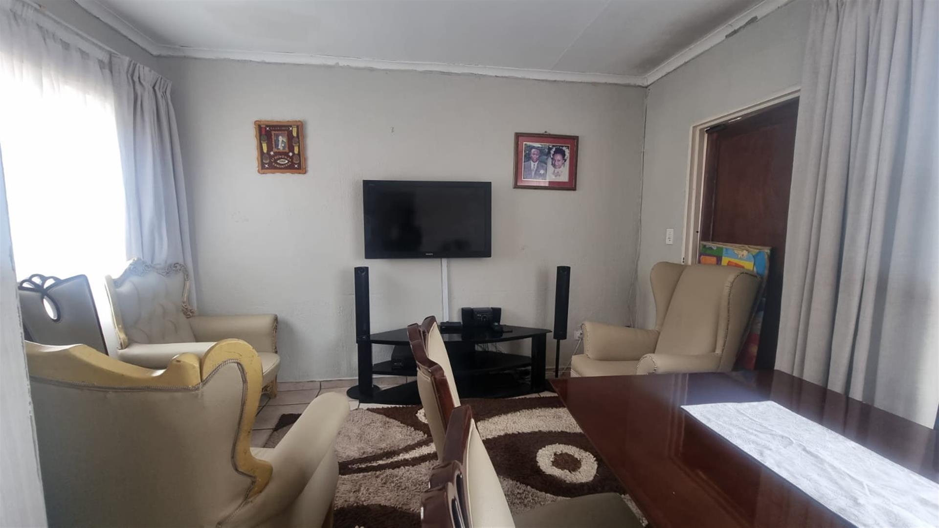 House For Sale in Kingsview Ext 3, Kingsview, White River