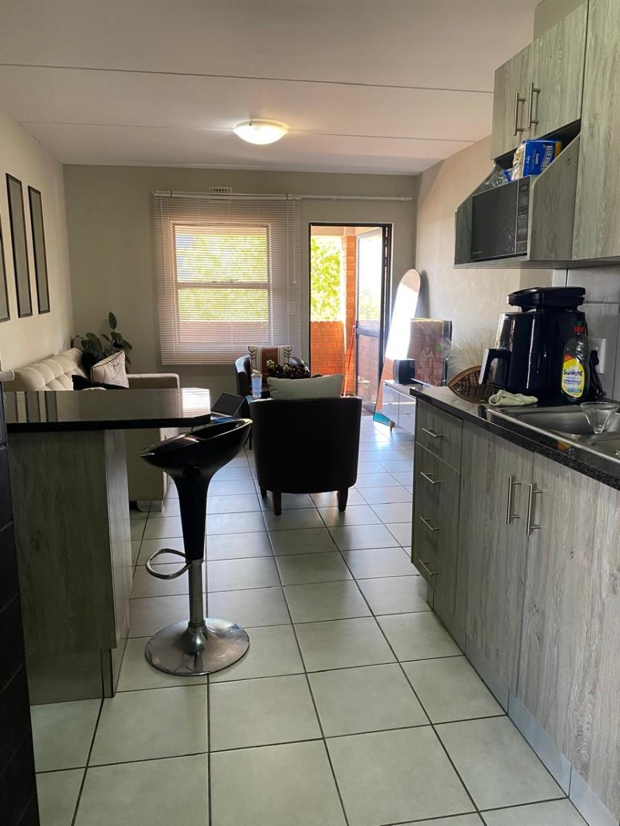 TWO BEDROOM APARTMENT WITH SOLAR BACK-UP