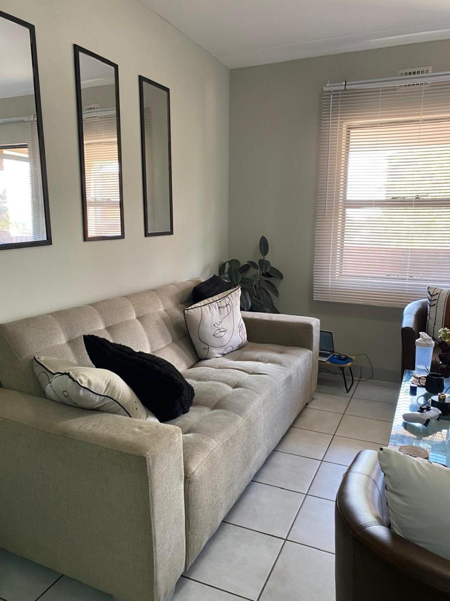 TWO BEDROOM APARTMENT WITH SOLAR BACK-UP