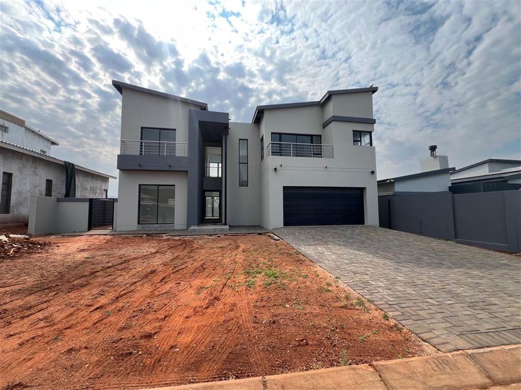 House For Sale in Melodie, Hartbeespoort, North West