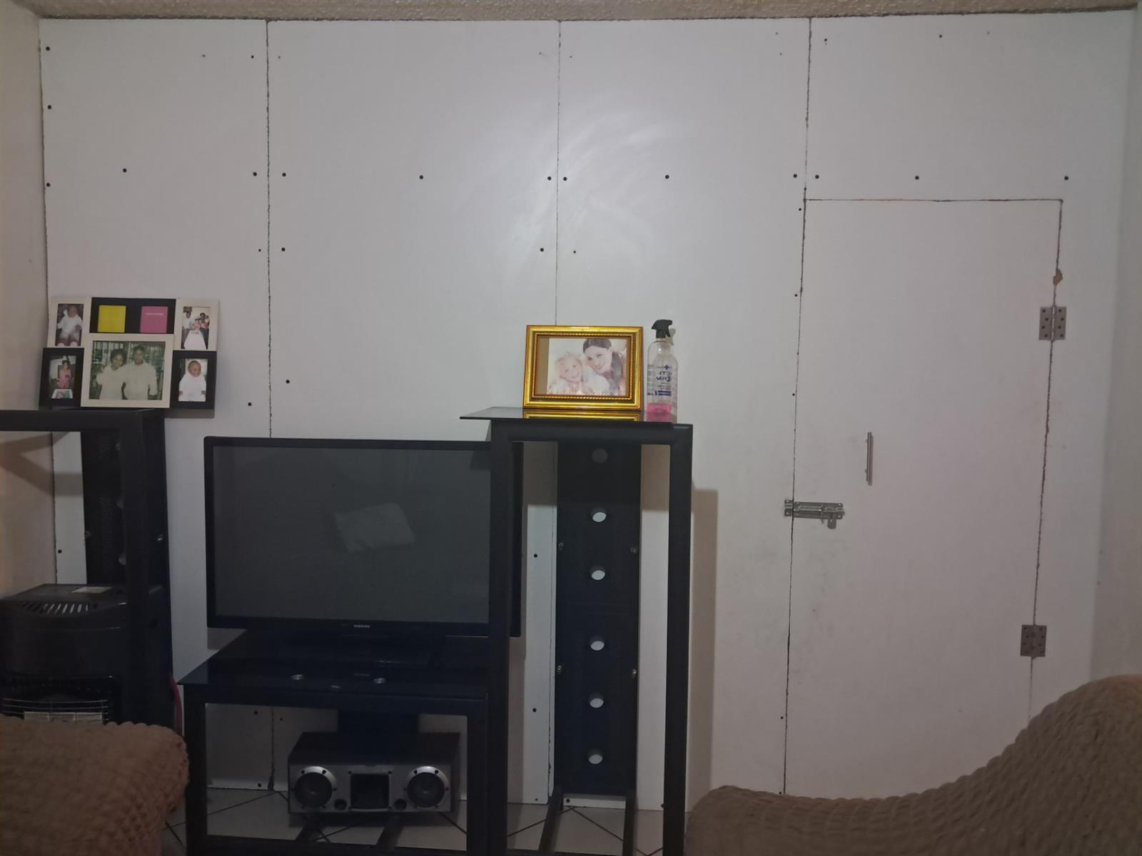 3 bedroom apartment for sale in Pretoria West
