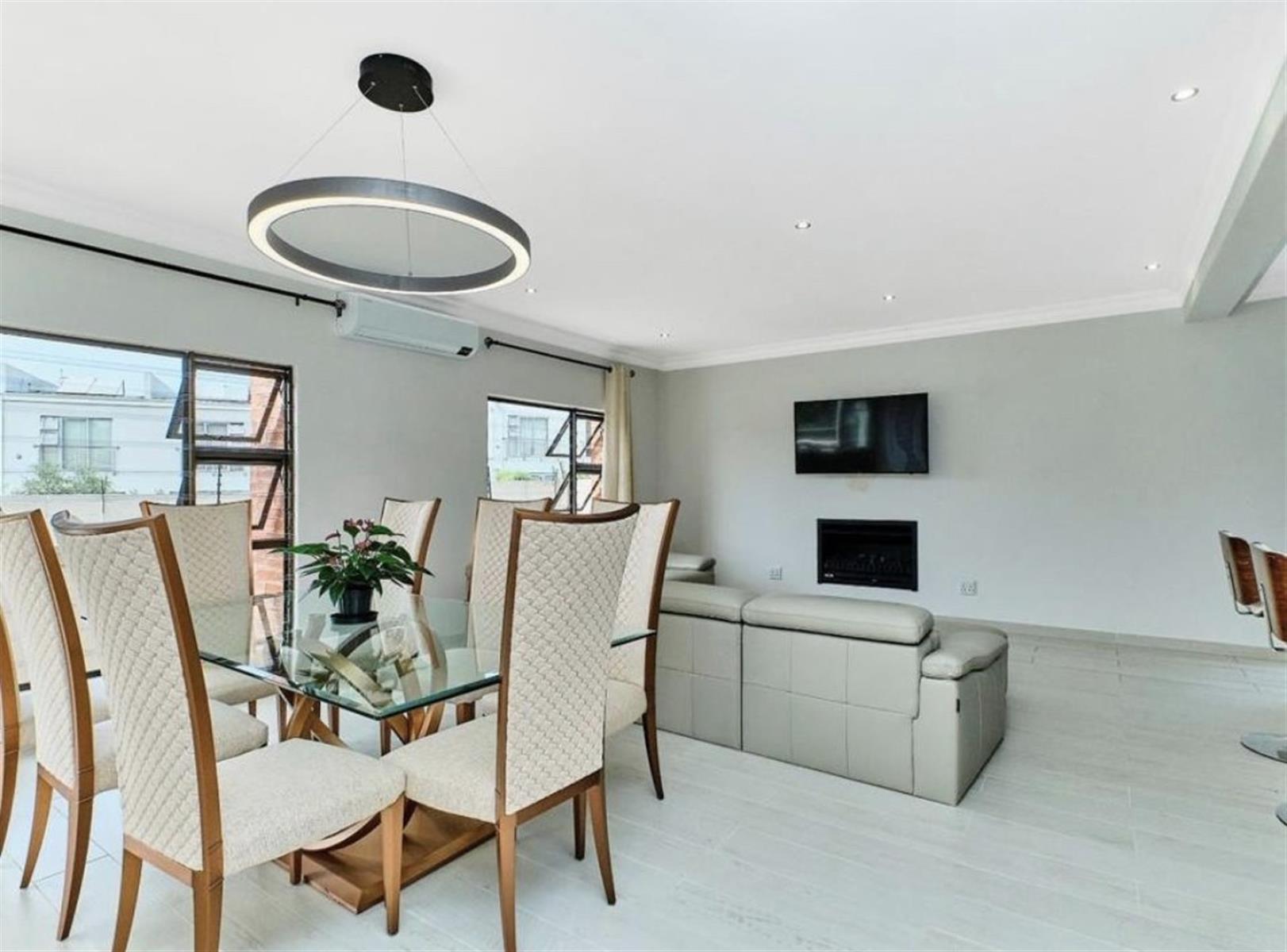 Complex for sale in Bryanston East, Bryanston, Sandton, 329 m²