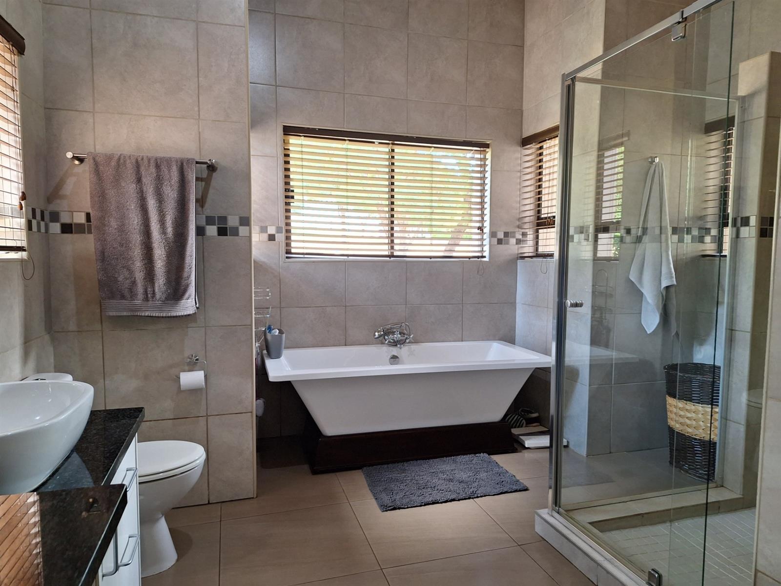 House Under Offer in Kranspoort Middelburg