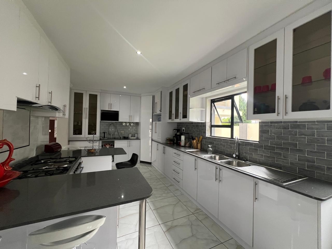House For Sale in Xanadu Eco Park, Xanadu, Hartbeespoort, North West