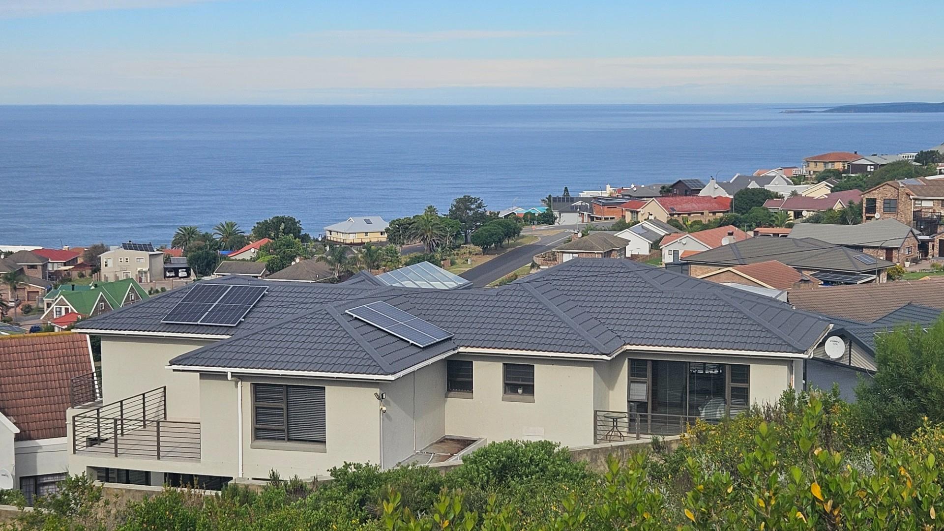 House For Sale in Dana Bay, Mossel Bay