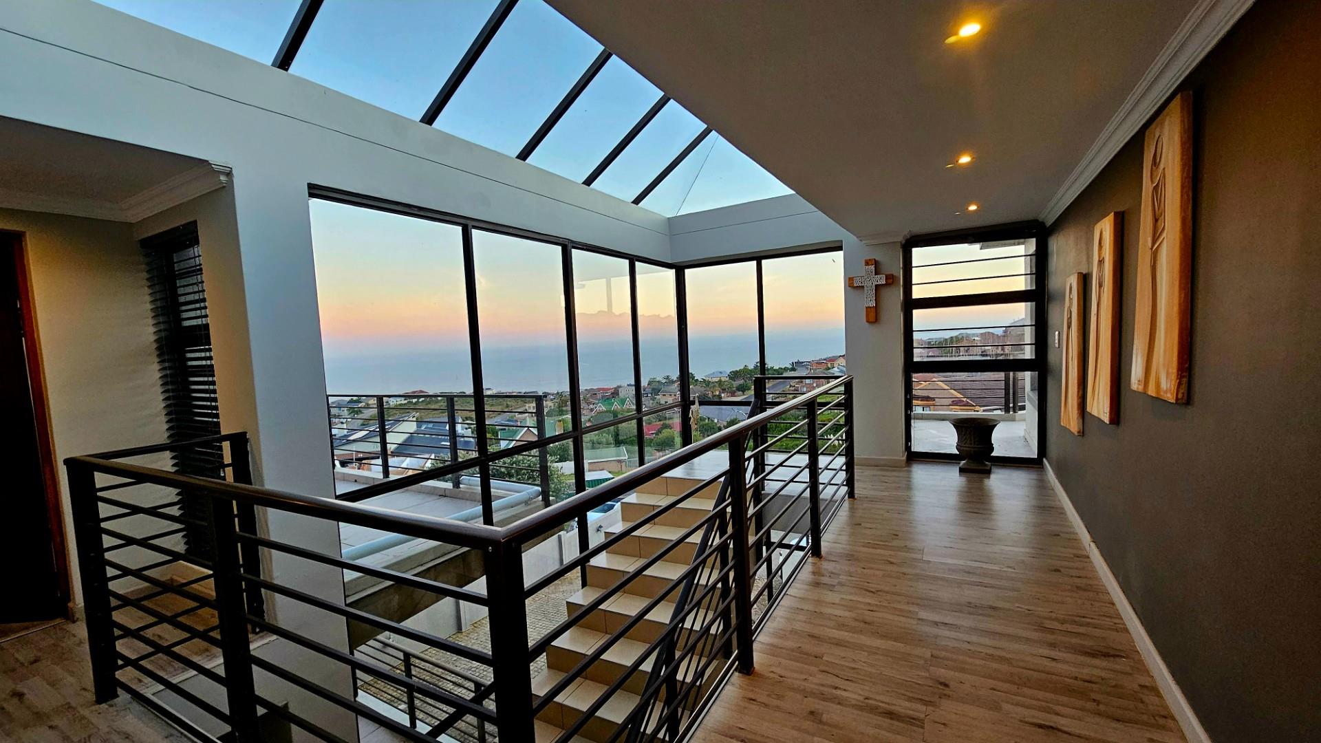 House For Sale in Dana Bay, Mossel Bay