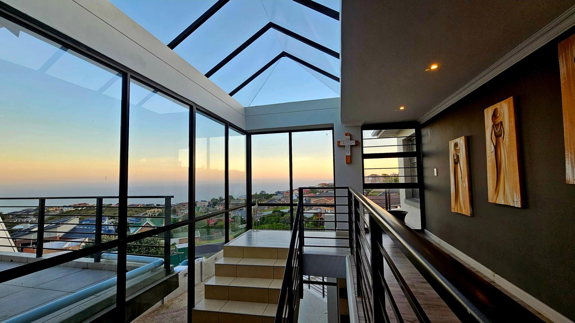 House For Sale in Dana Bay, Mossel Bay