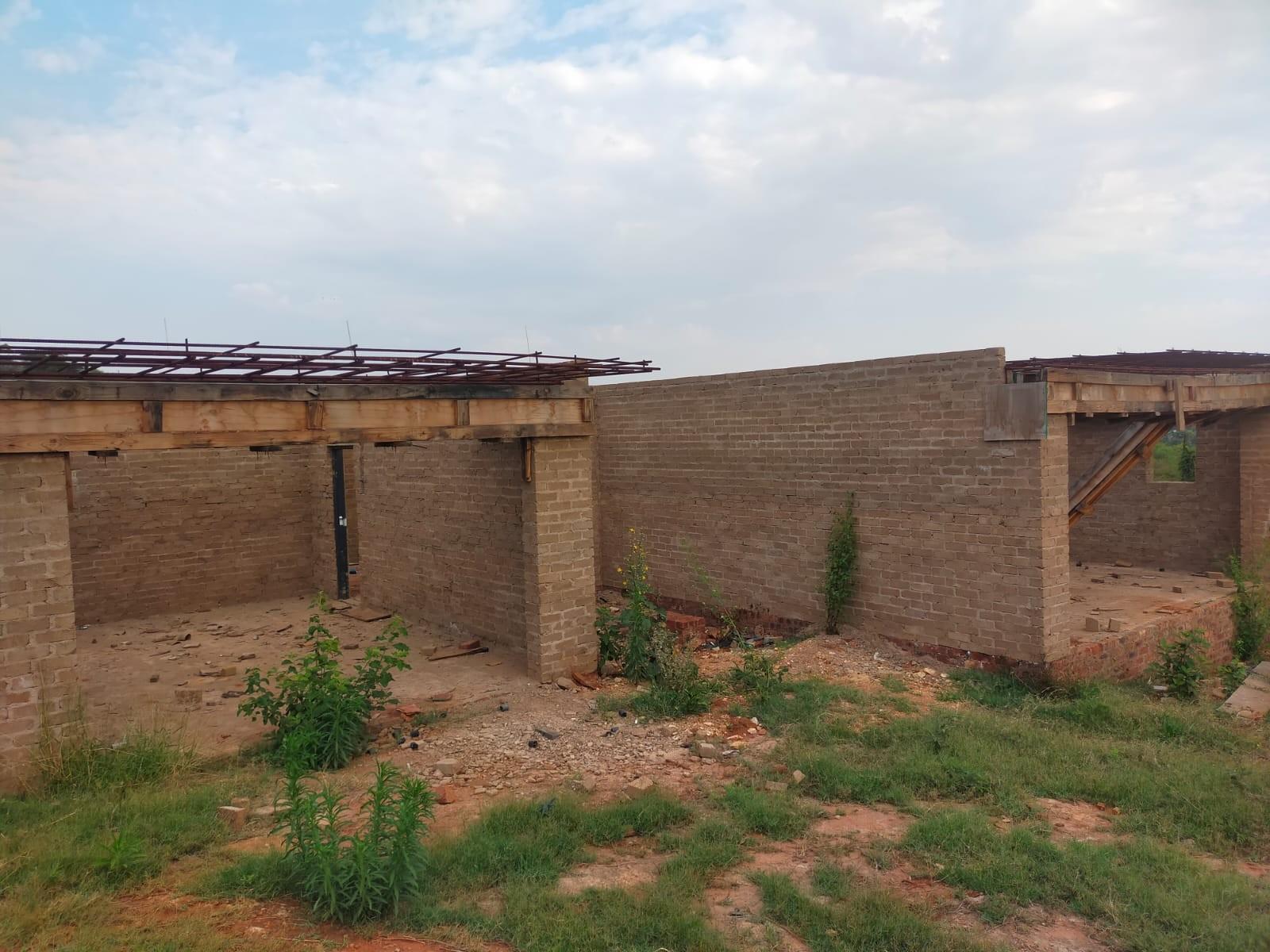 House for sale in Thohoyandou, 1000 m²
