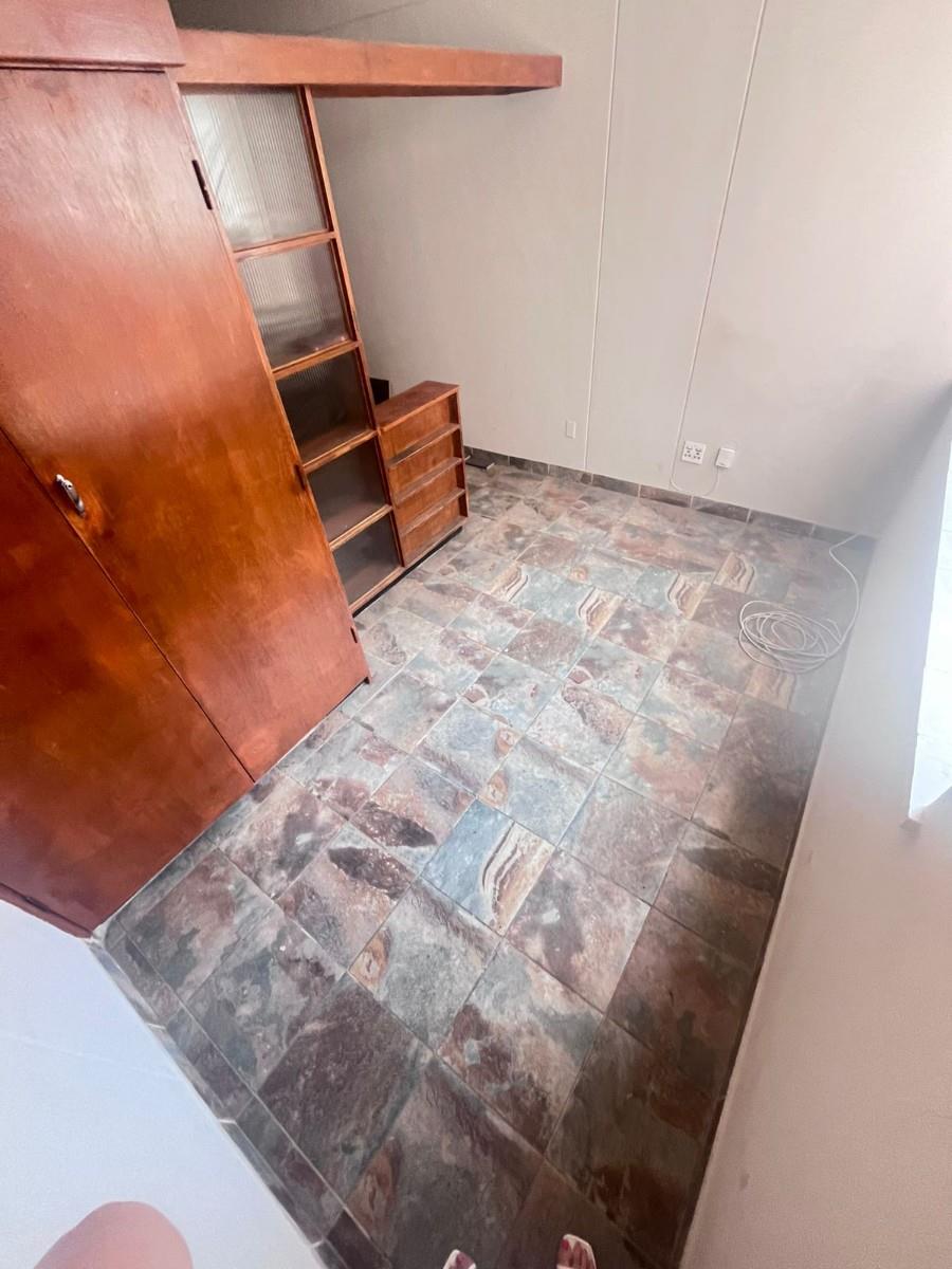 NEAT APARTMENT IN POPULAR COMPLEX