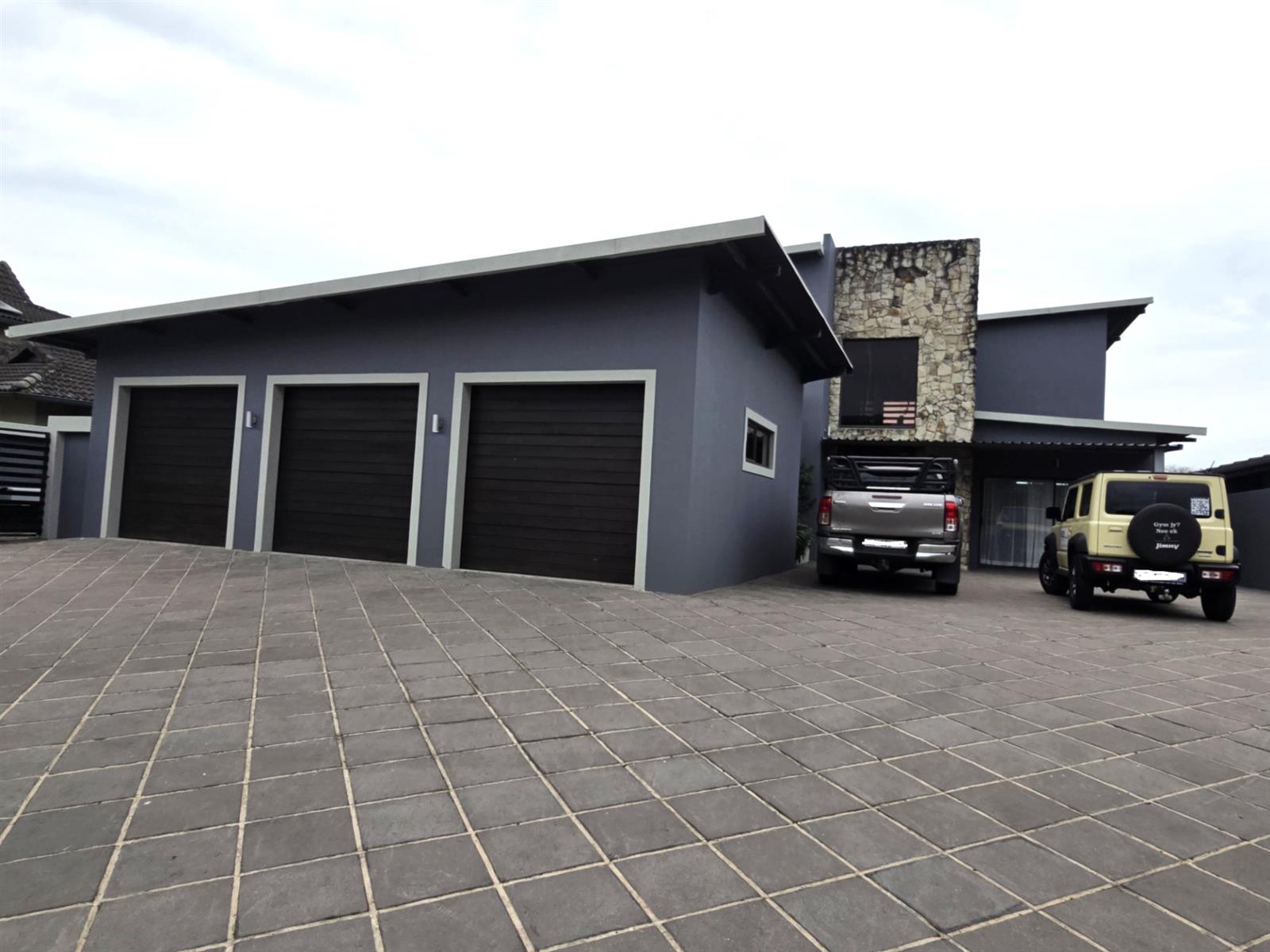 BEAUTIFUL HOME FOR SALE IN MZINGAZI GOLF ESTATE, RICHARDS BAY, KWAZULU NATAL