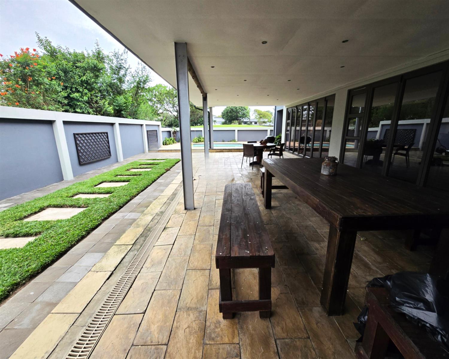 BEAUTIFUL HOME FOR SALE IN MZINGAZI GOLF ESTATE, RICHARDS BAY, KWAZULU NATAL