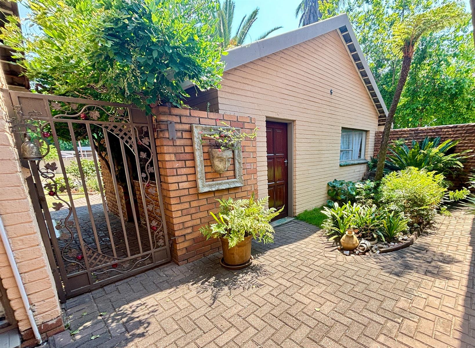 Stunning family home for sale!