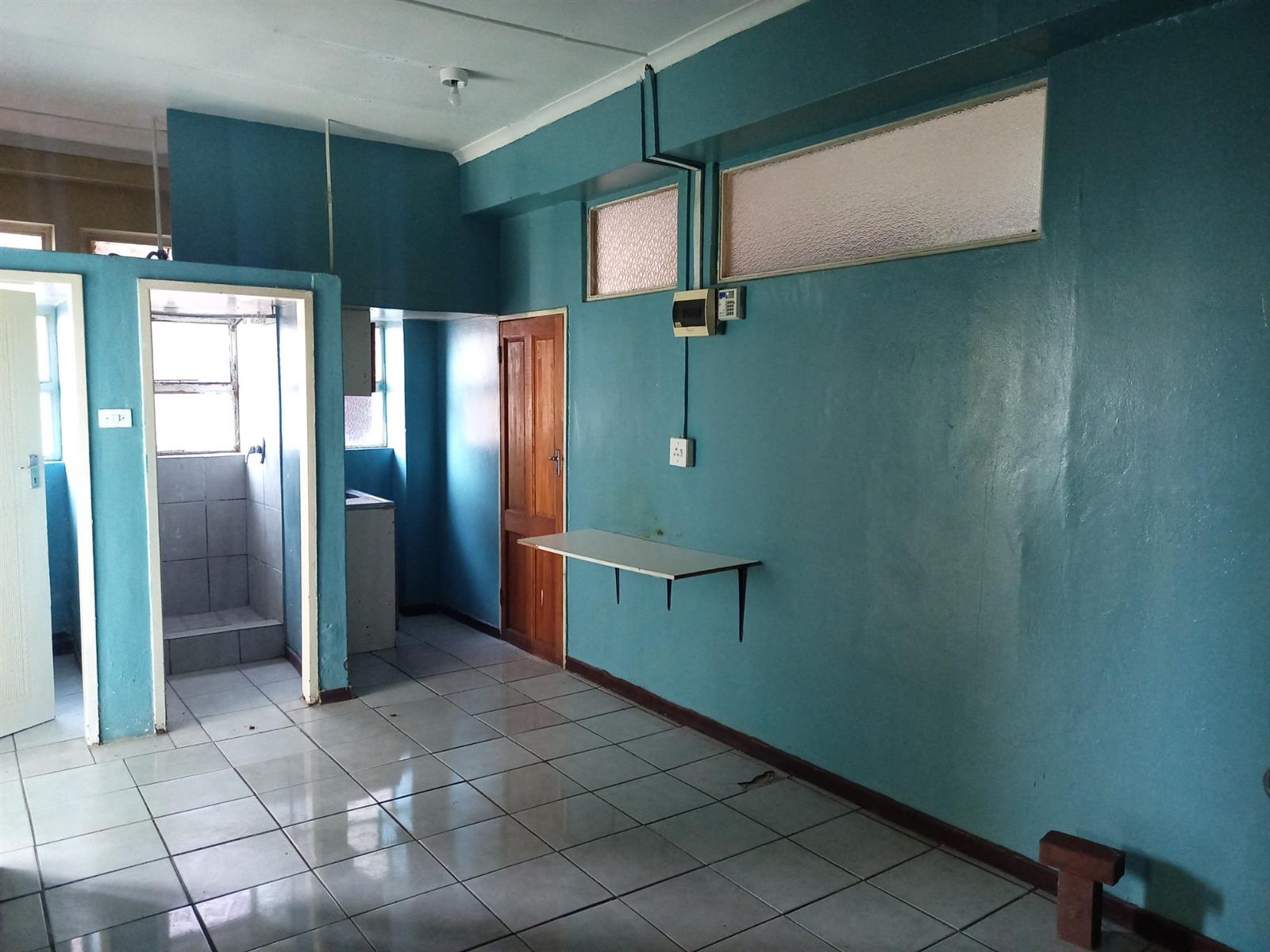 Apartment for sale in Pietermaritzburg Central, Pietermaritzburg, KwaZulu Natal, 54 Unit 54 Idube House (3rd floor), Dube House, 161 Loop street, Pietermaritzburg Central, Pietermaritzburg, KwaZulu Natal, 51 m²