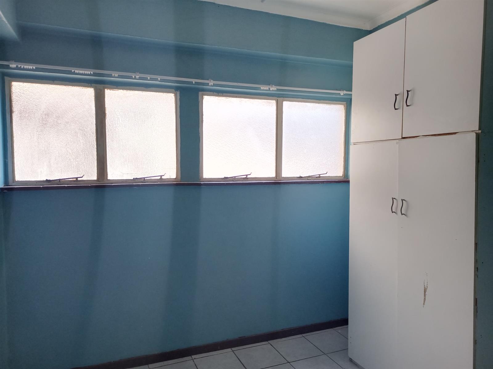 Apartment for sale in Pietermaritzburg Central, Pietermaritzburg, KwaZulu Natal, 54 Unit 54 Idube House (3rd floor), Dube House, 161 Loop street, Pietermaritzburg Central, Pietermaritzburg, KwaZulu Natal, 51 m²