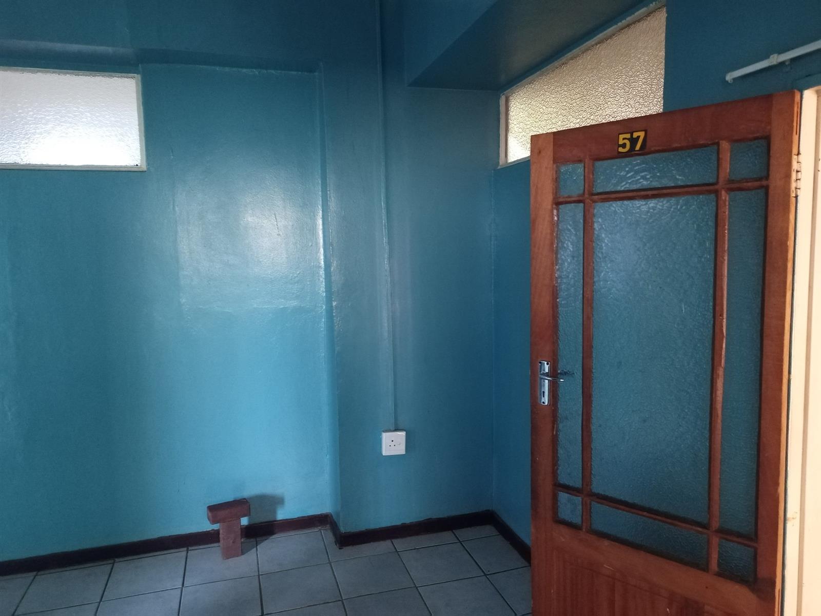 Apartment for sale in Pietermaritzburg Central, Pietermaritzburg, KwaZulu Natal, 54 Unit 54 Idube House (3rd floor), Dube House, 161 Loop street, Pietermaritzburg Central, Pietermaritzburg, KwaZulu Natal, 51 m²