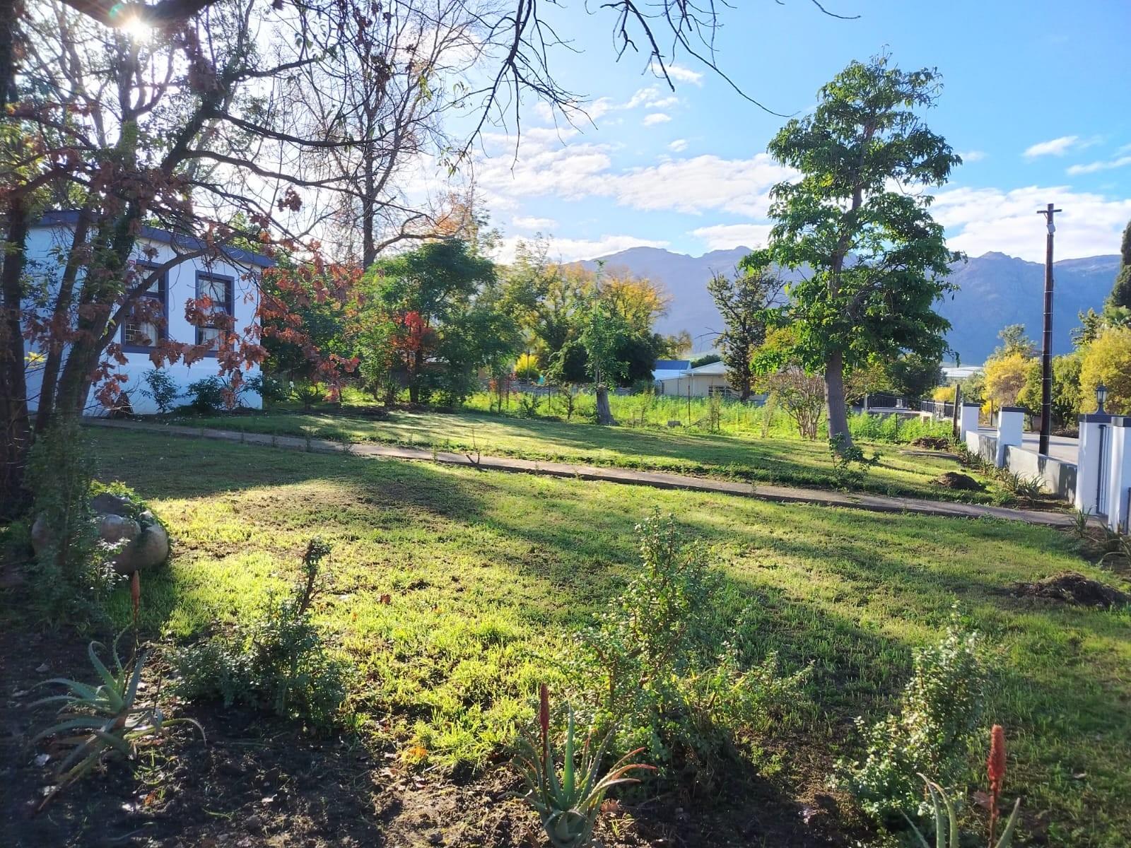 Huge House with massive 3 000 sqm erf For Sale in Porterville