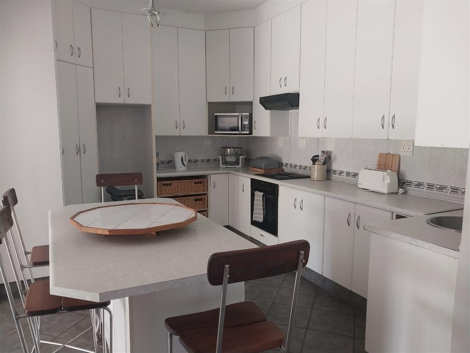 Huge House with massive 3 000 sqm erf For Sale in Porterville