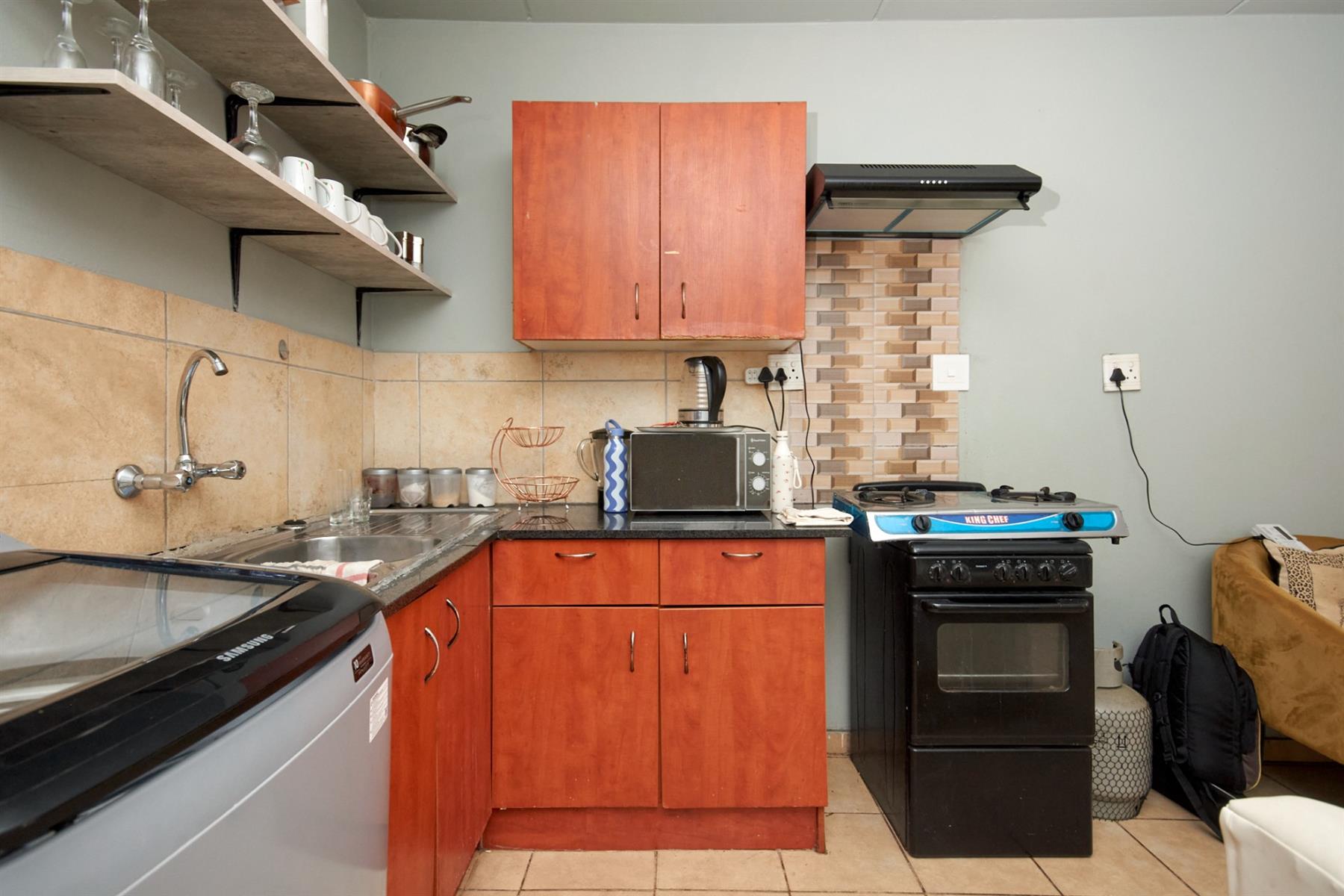 For Sale: 3-Bedroom Ground Floor Apartment in Jabulani