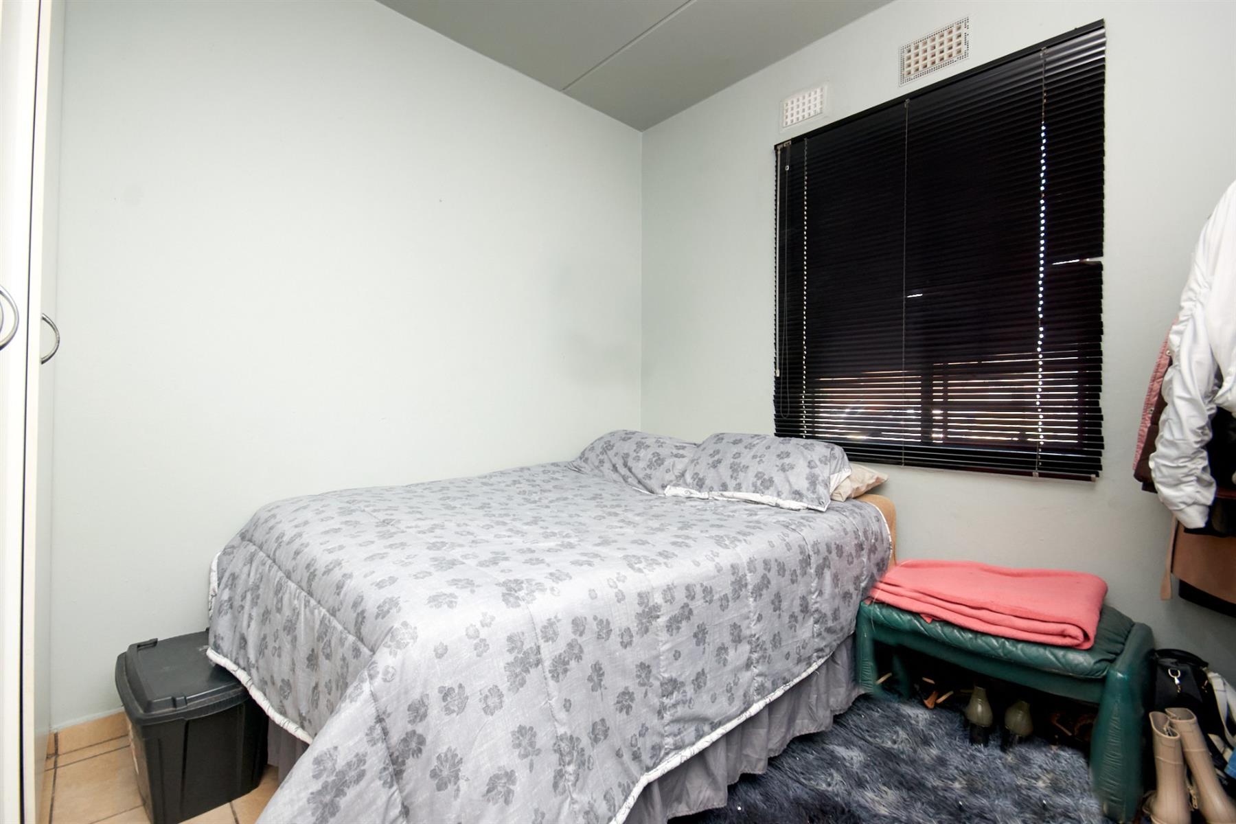 For Sale: 3-Bedroom Ground Floor Apartment in Jabulani