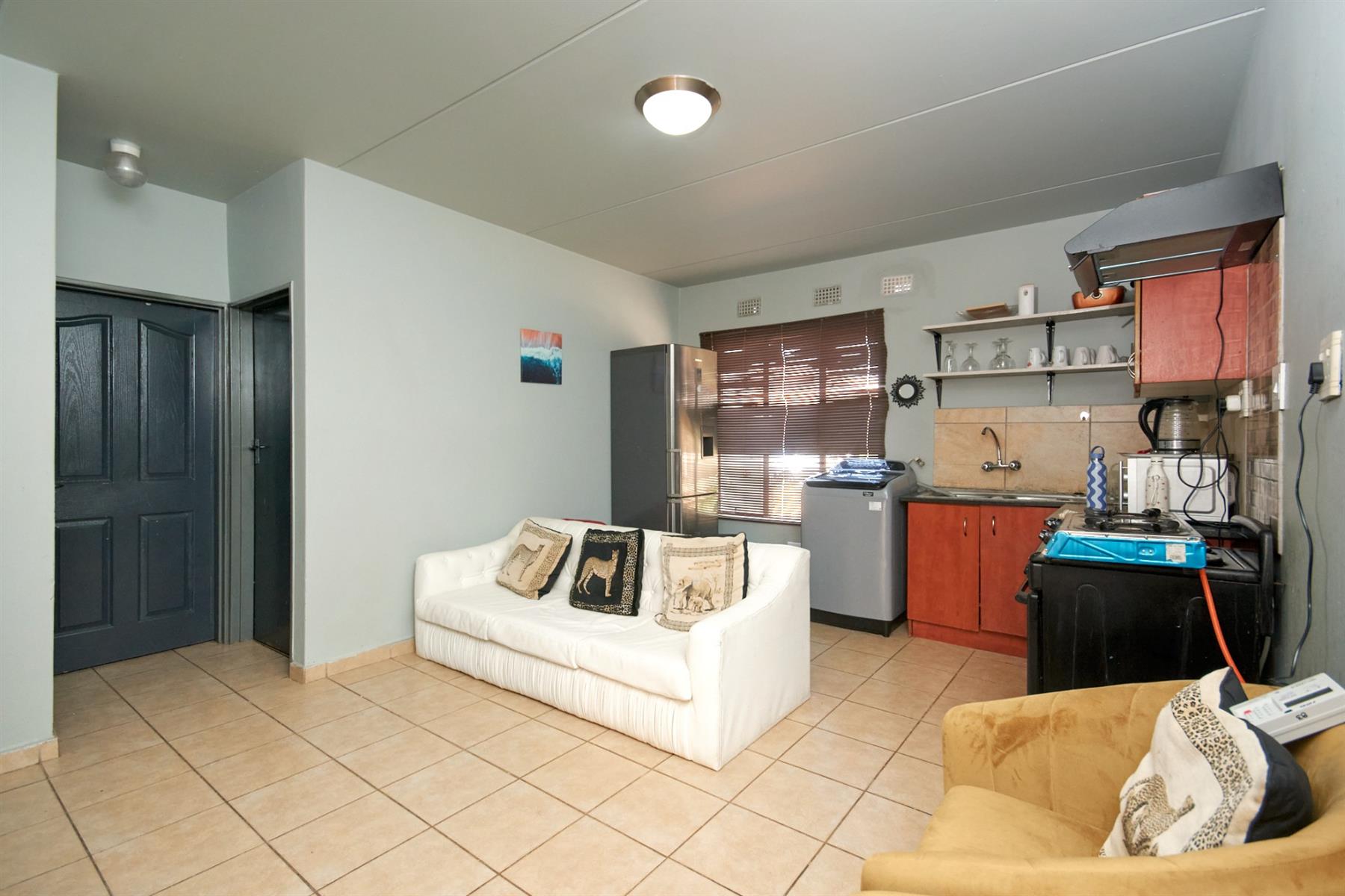 For Sale: 3-Bedroom Ground Floor Apartment in Jabulani
