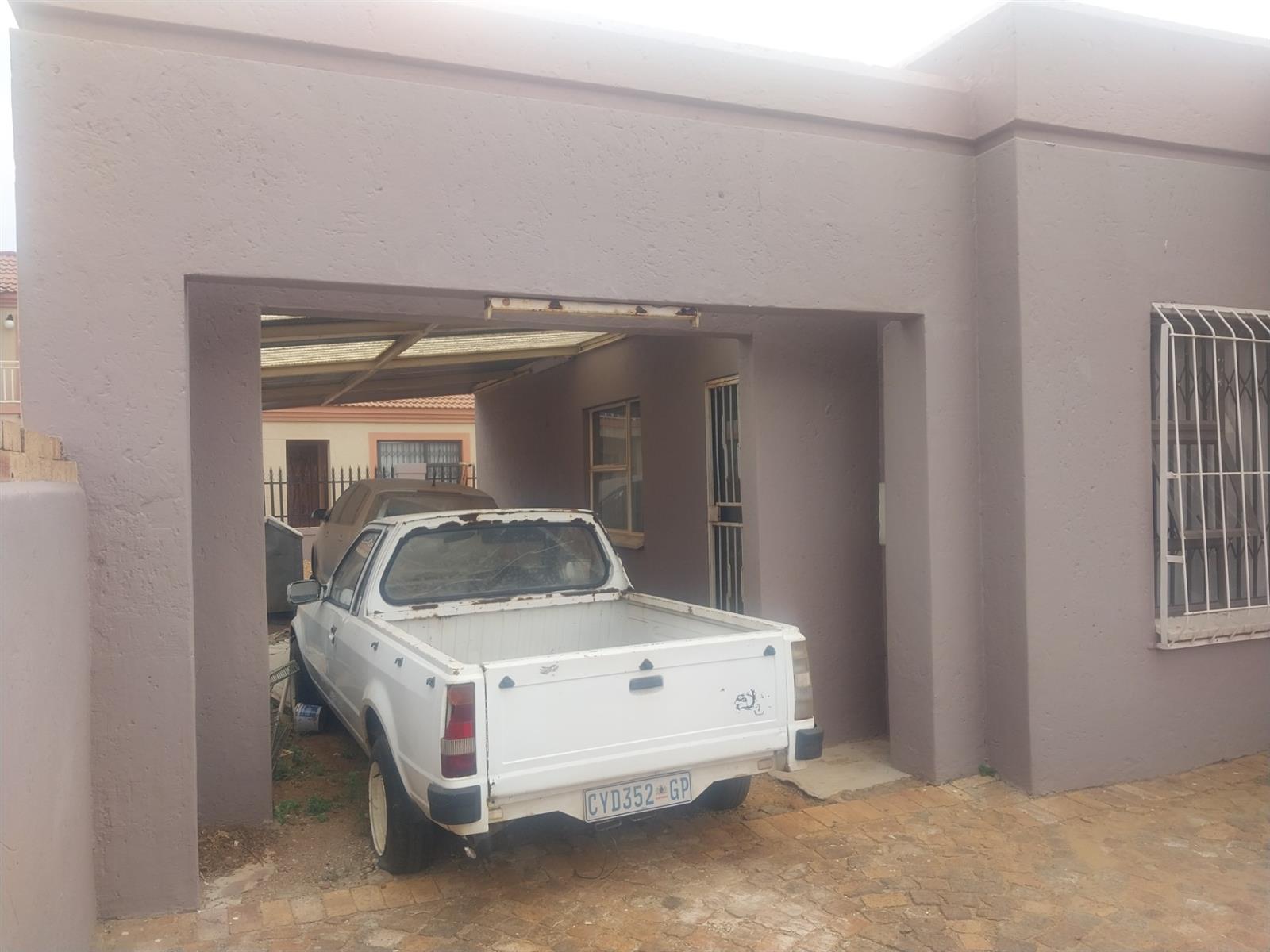 House for sale in Protea Glen, Soweto, 250 m²