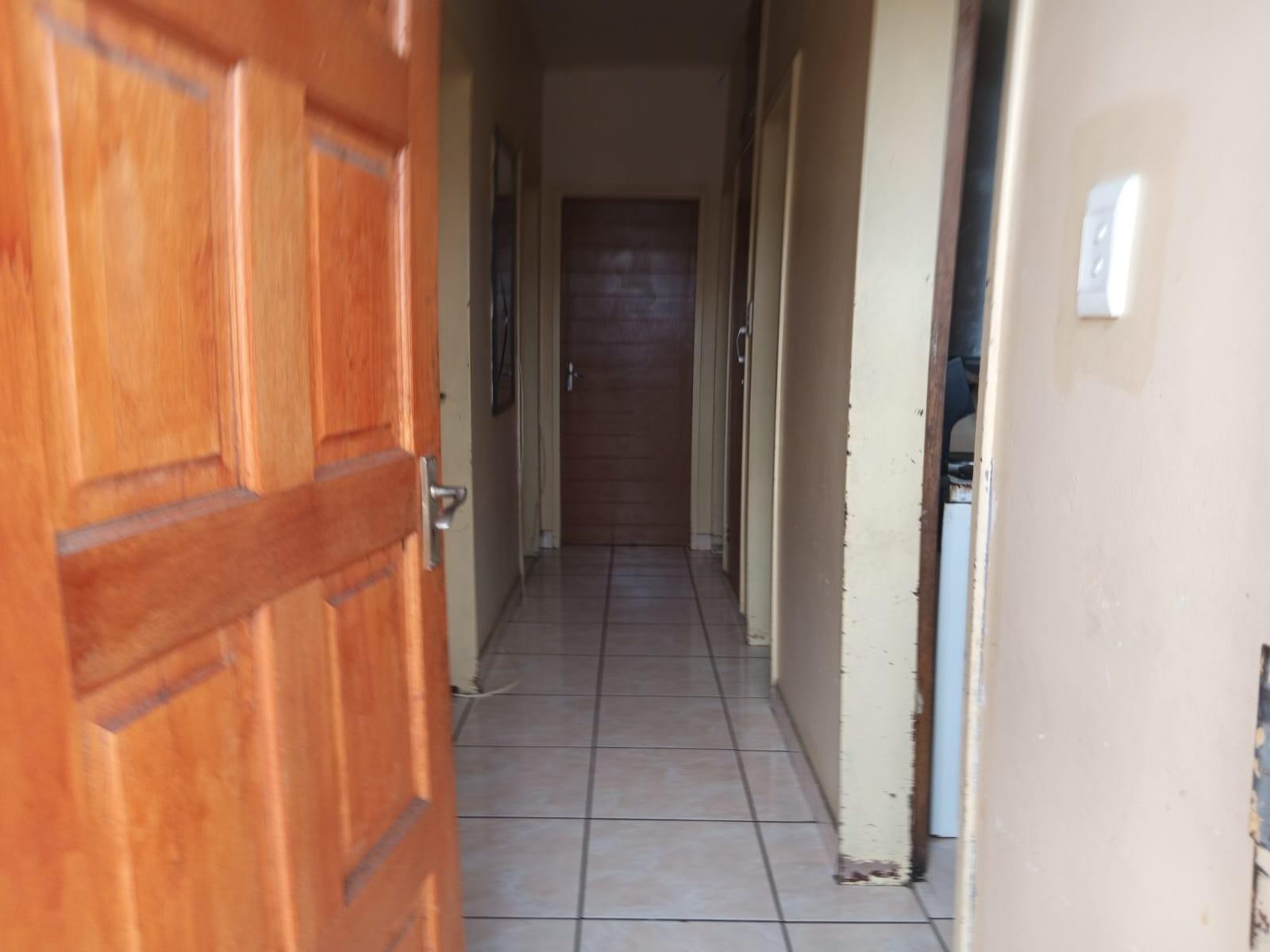 Apartment For Sale in Sunnyside, Pretoria