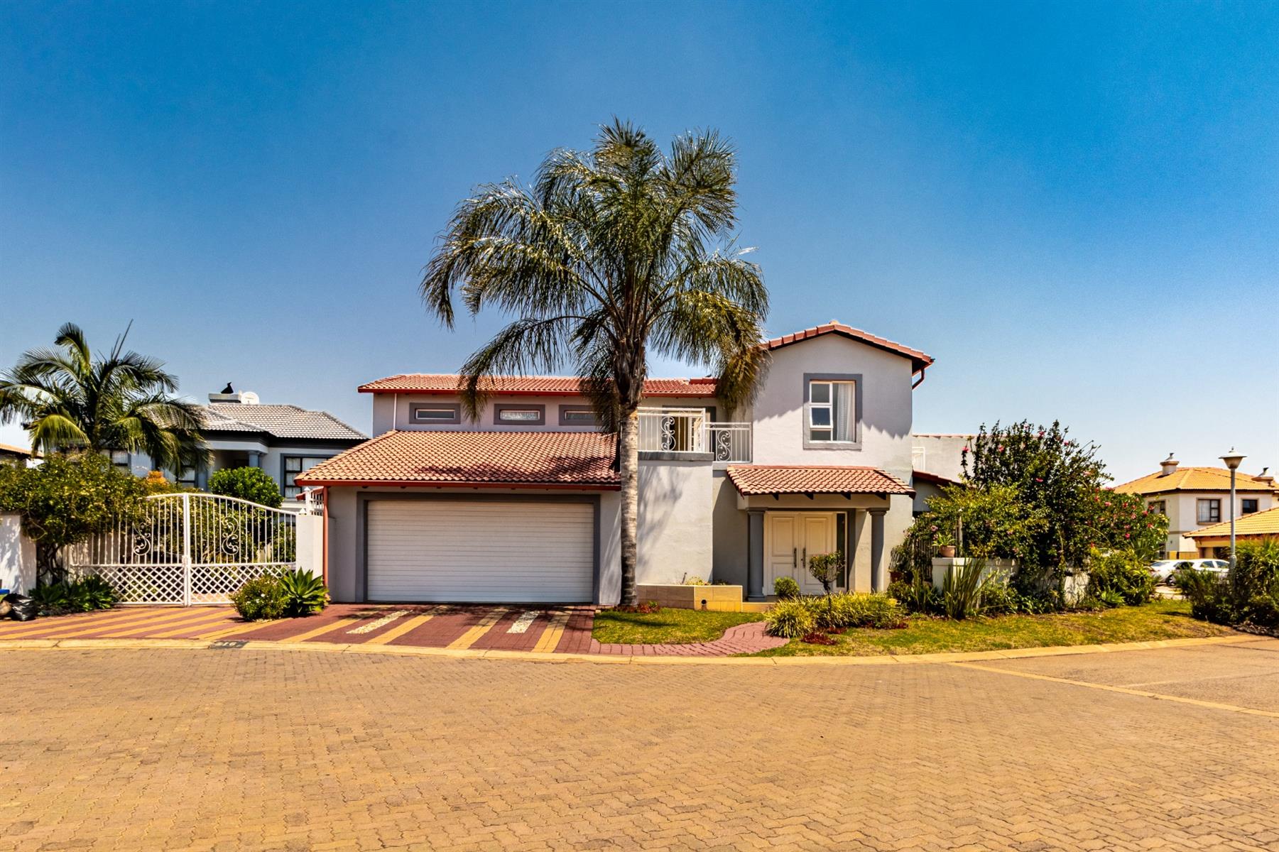 House For Sale in Silverwoods Country Estate Centurion Monavoni