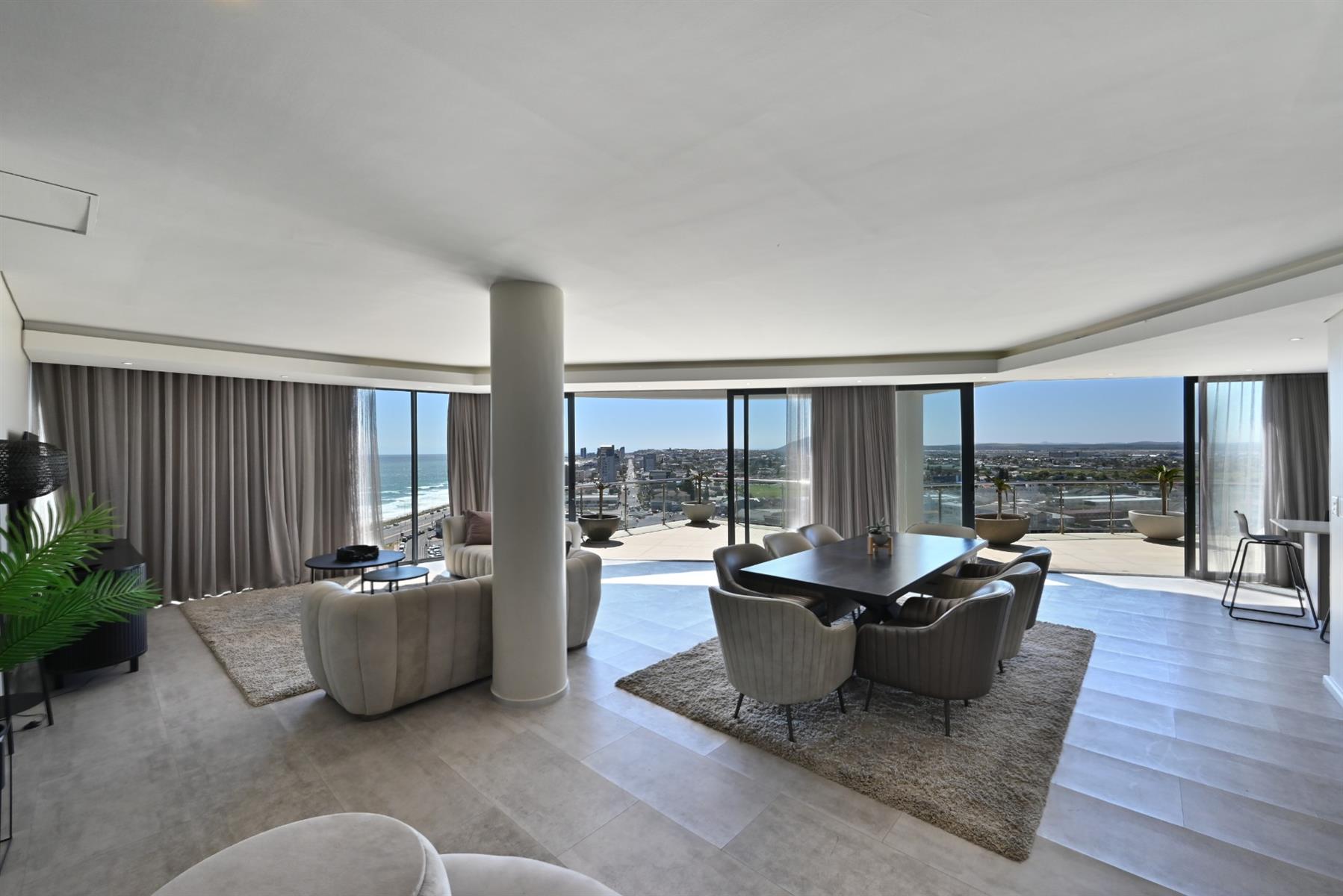 Penthouse For Sale in Beachfront, Table View, Blouberg