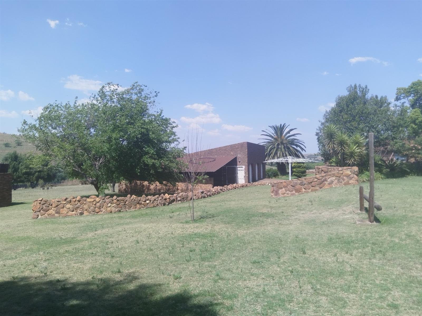 Farm For Sale in Hoeveld Park, Witbank