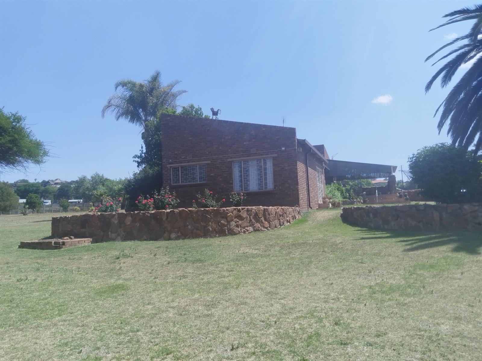 Farm For Sale in Hoeveld Park, Witbank