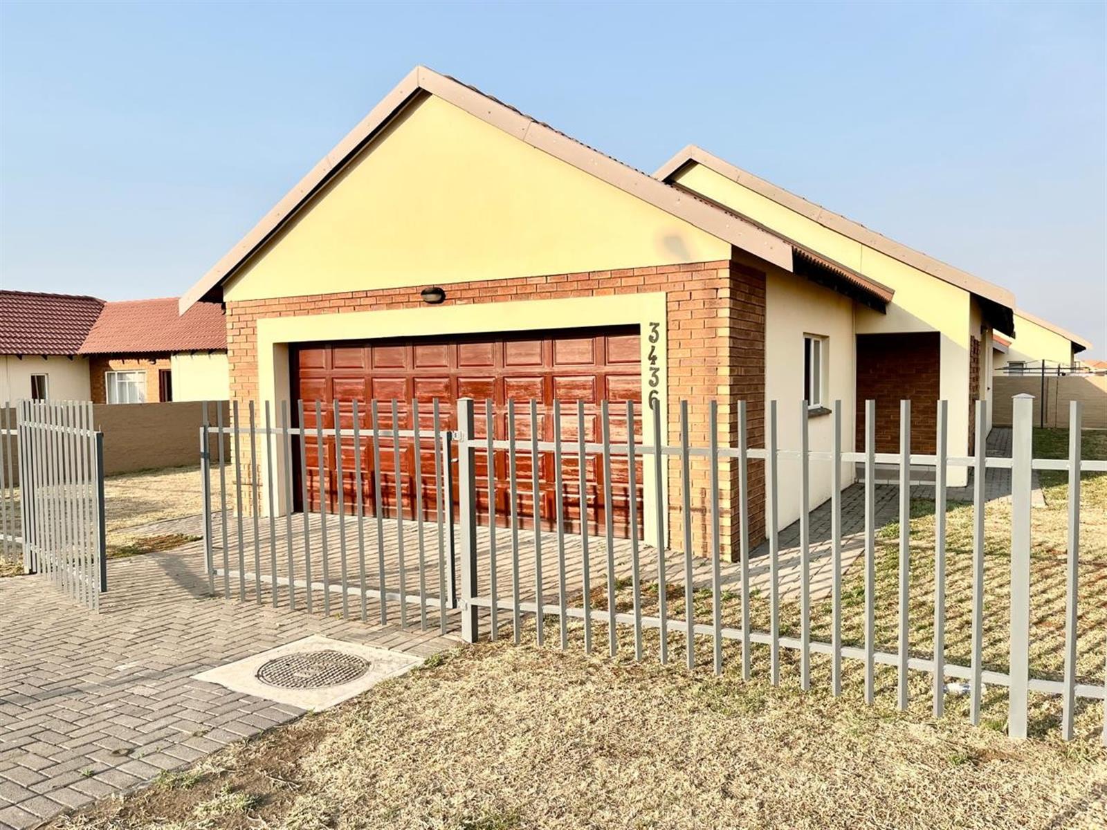 House For Sale in Waterkloof Hill Estate, Waterkloof AH, Rustenburg, North West