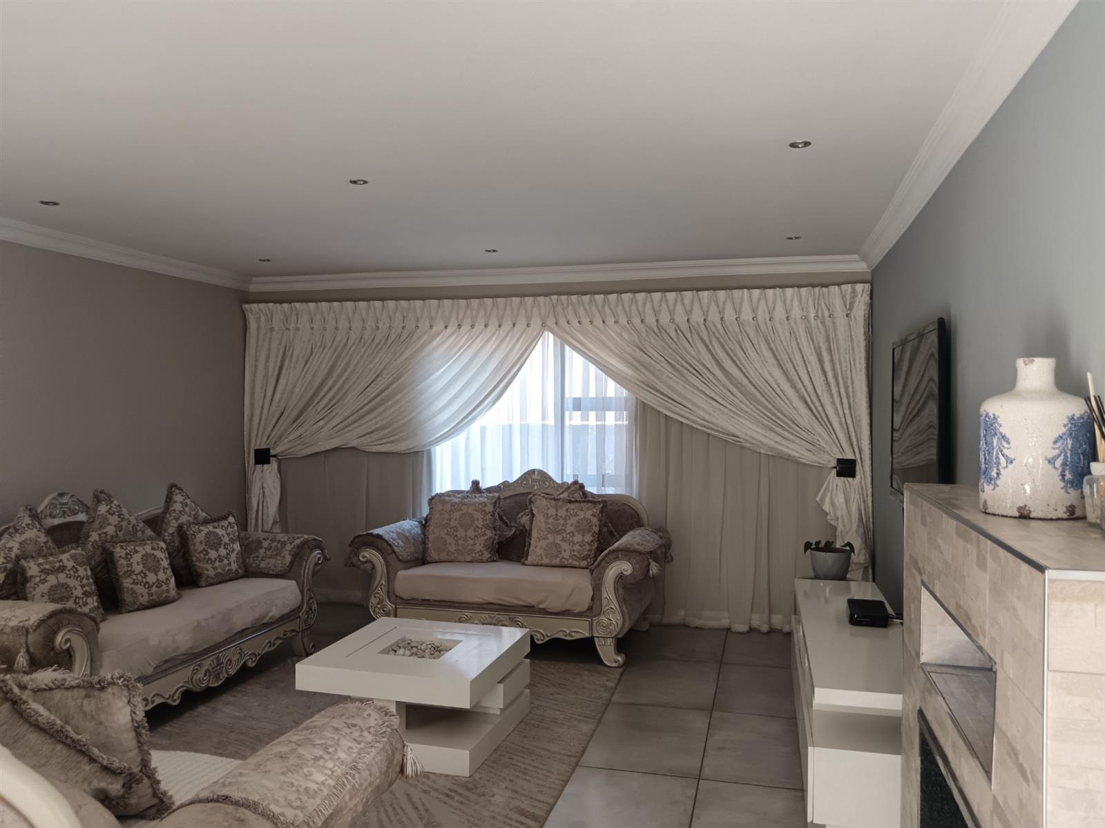 Luxurious 5-Bedroom Family Home in Secure Estate