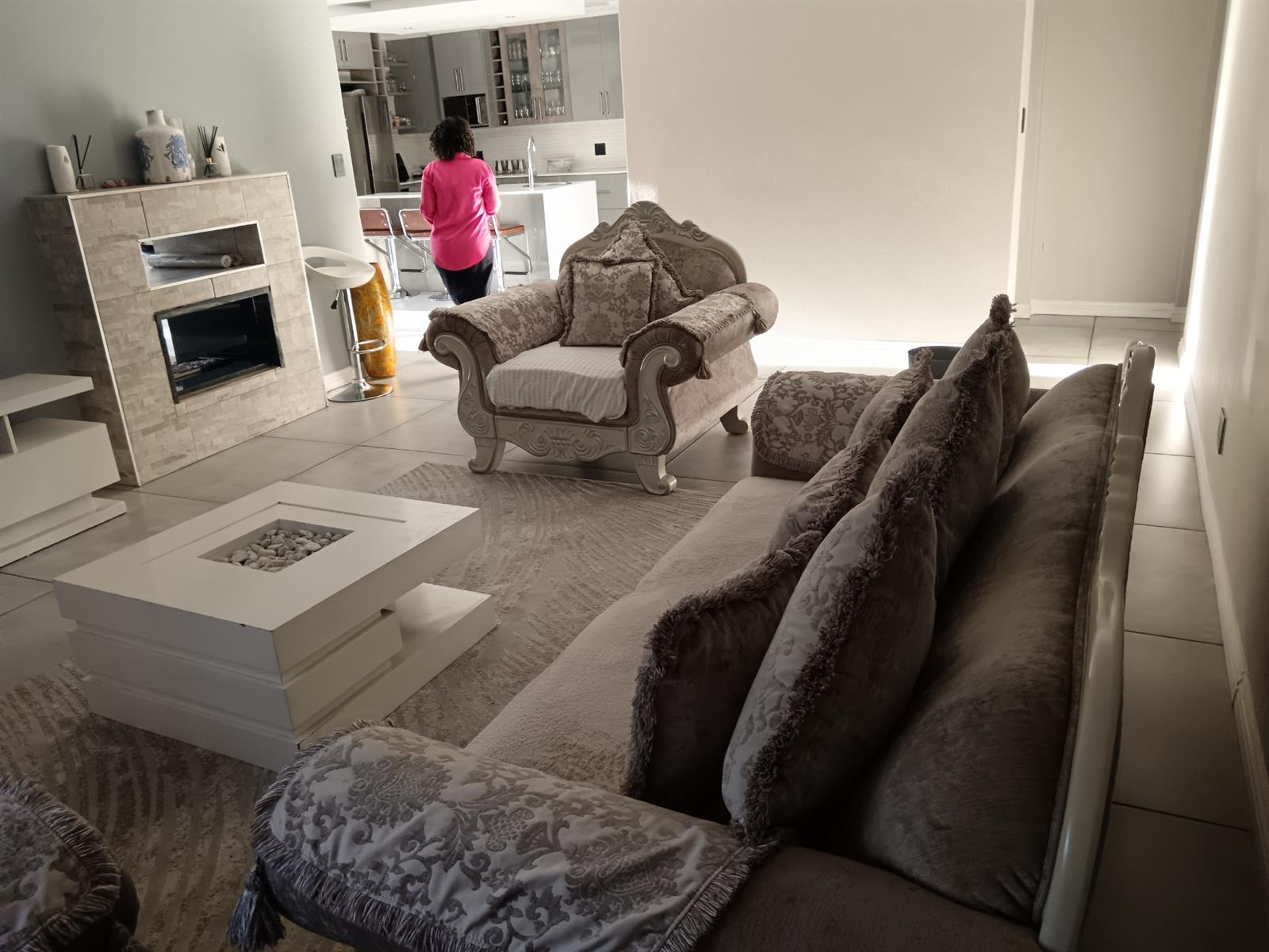 Luxurious 5-Bedroom Family Home in Secure Estate