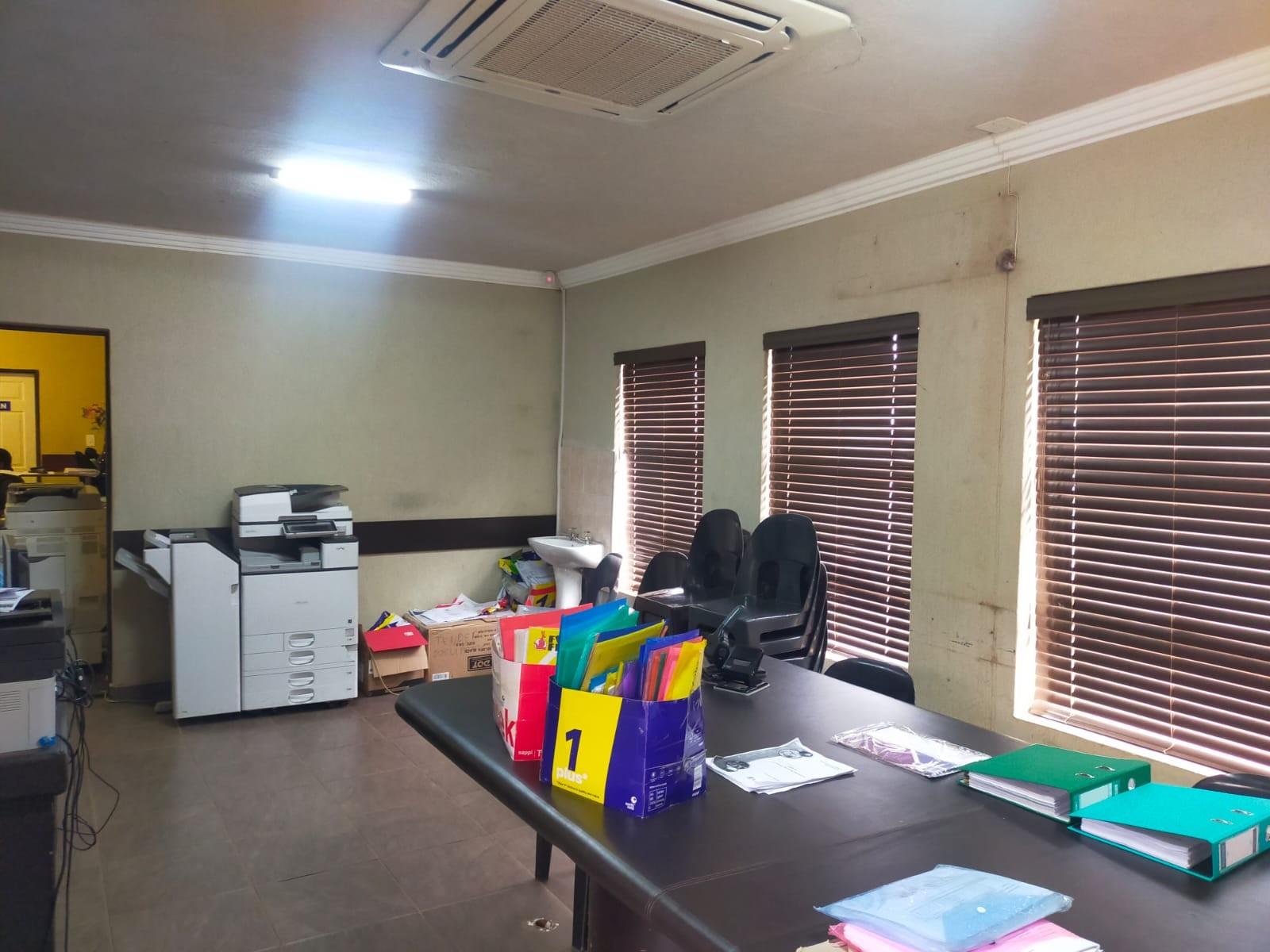 Office for sale in Thohoyandou, 3500 m²