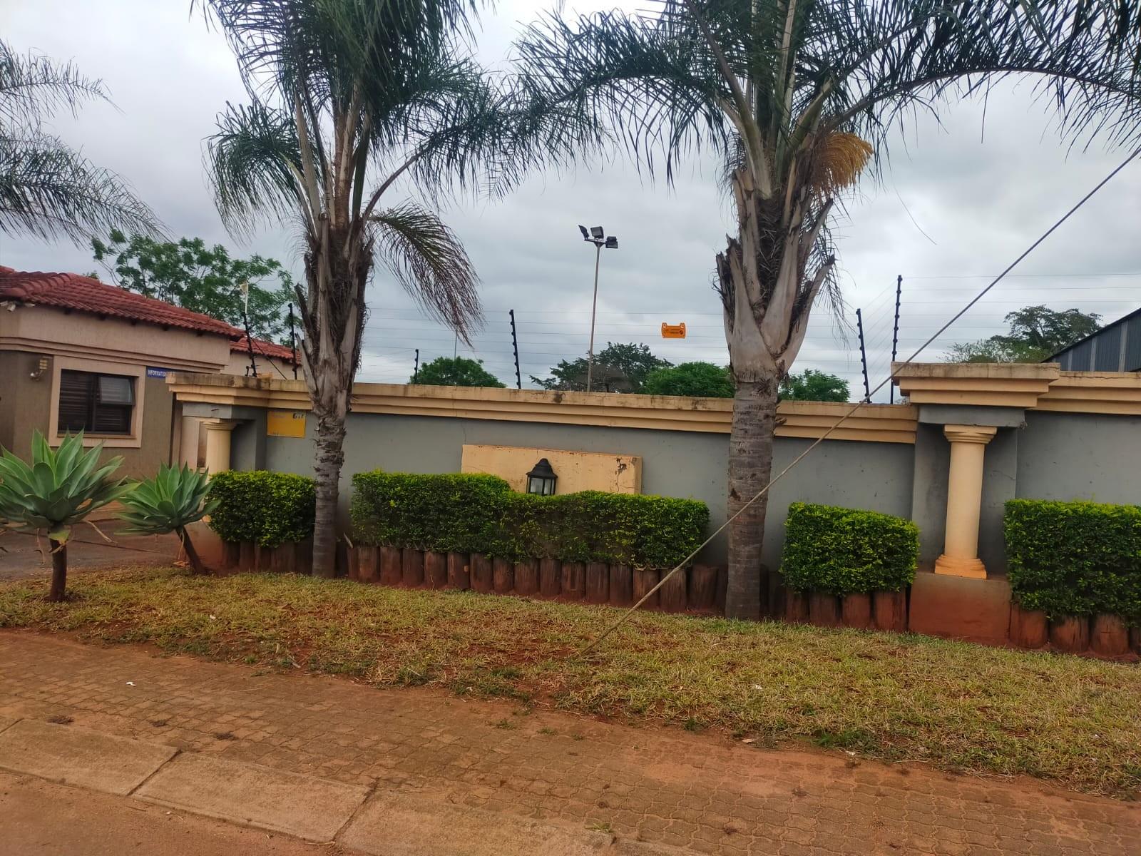 Office for sale in Thohoyandou, 3500 m²