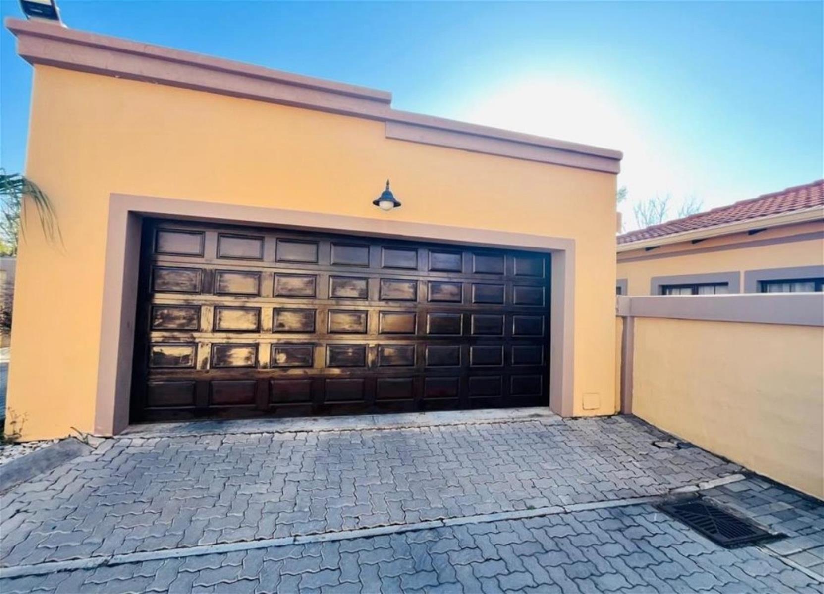 4 House For Sale in Montana Pretoria Gauteng