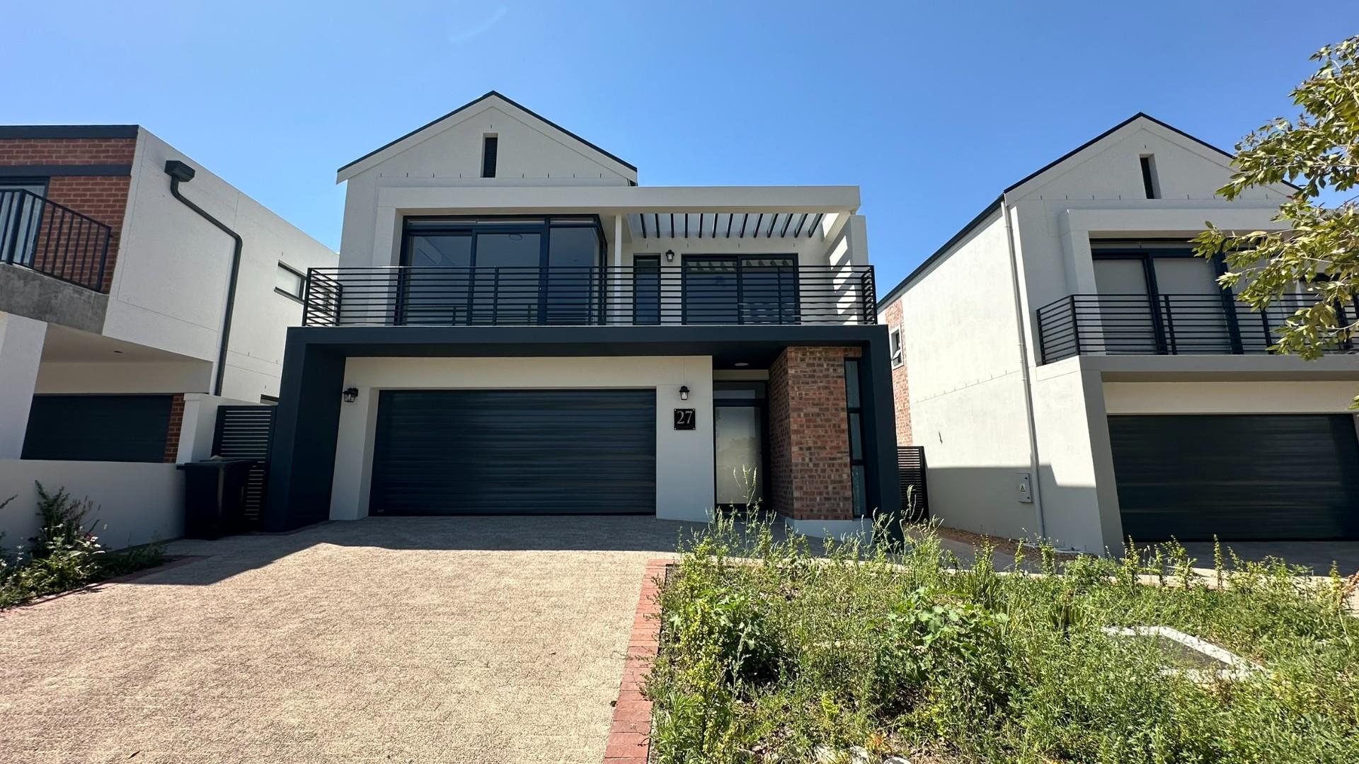 House for rent in Lemoenkloof, Paarl, 230 m²
