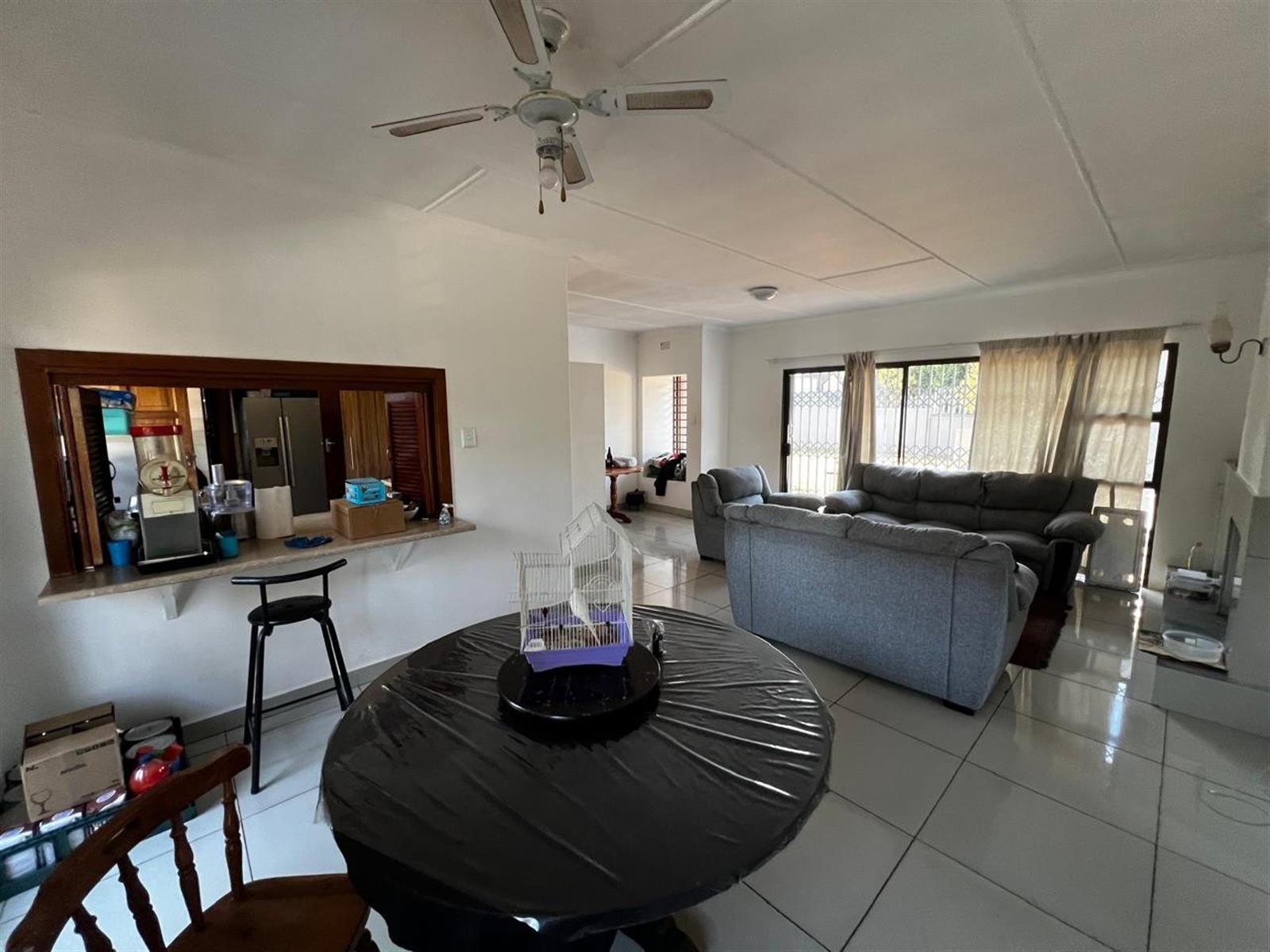 Luxurious Home For Sale; Northcliff