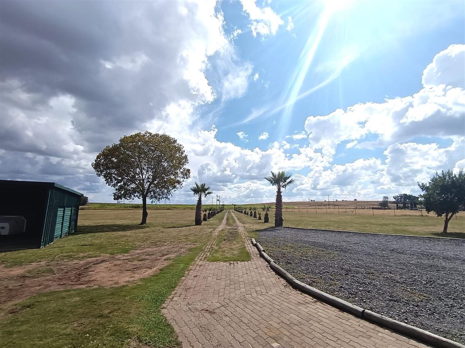 Small Holding For Sale in Metsimaholo, Oranjeville