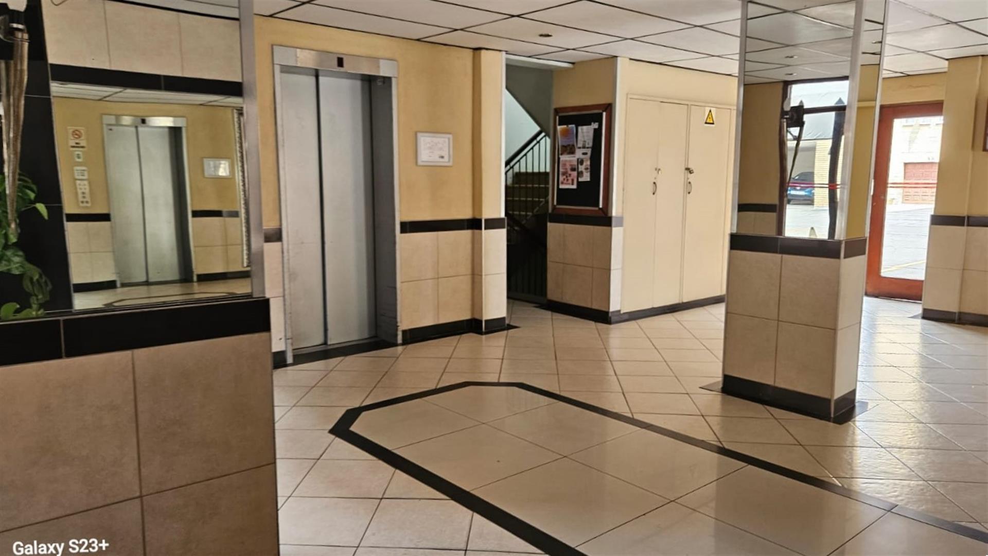 2 Bed 1 Garage Apartment For Sale in Sunnyside, Pretoria