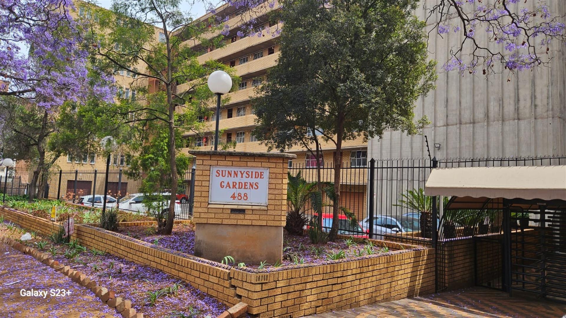 2 Bed 1 Garage Apartment For Sale in Sunnyside, Pretoria