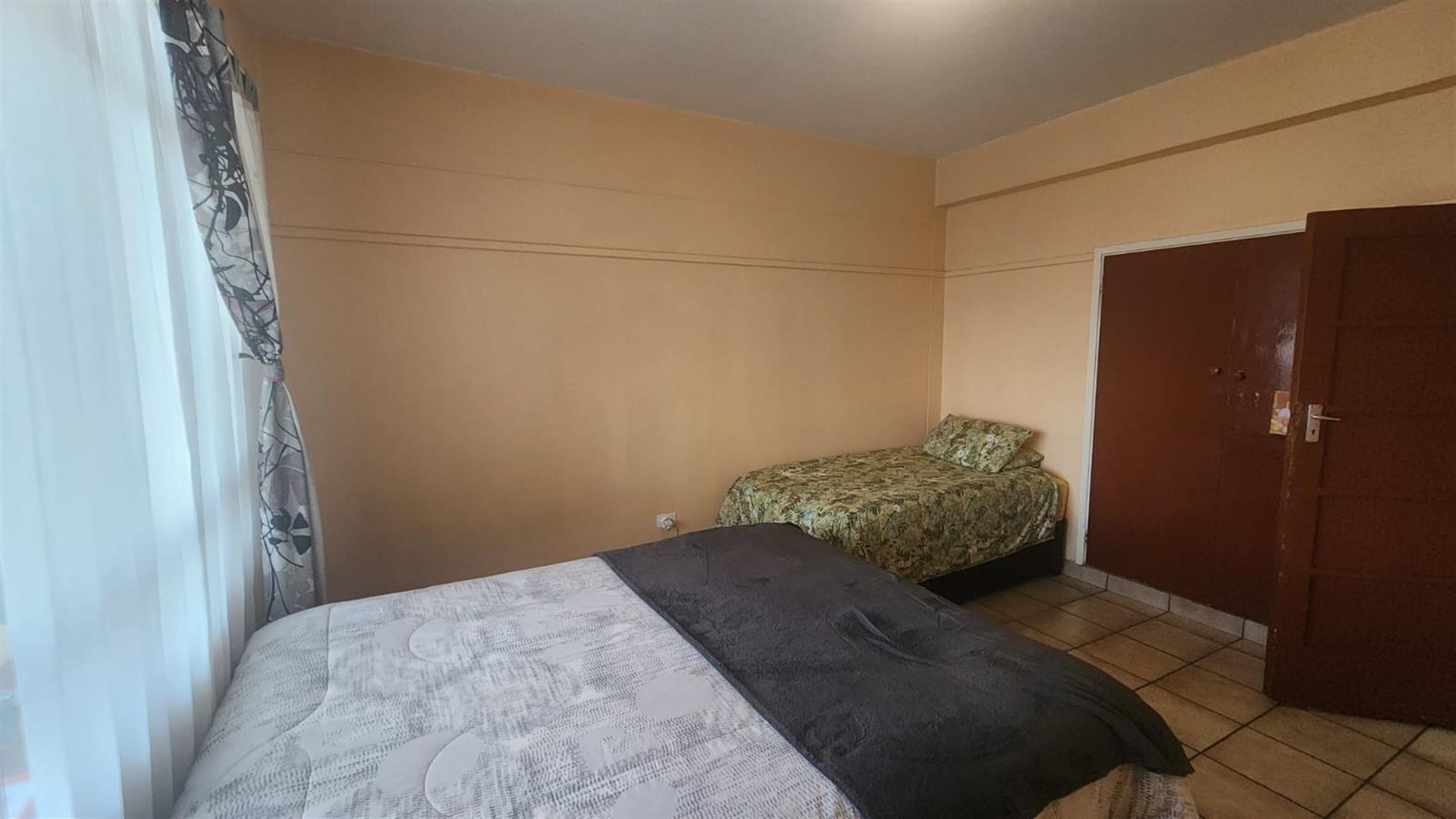 2 bedroom unit for sale, in Springs Central